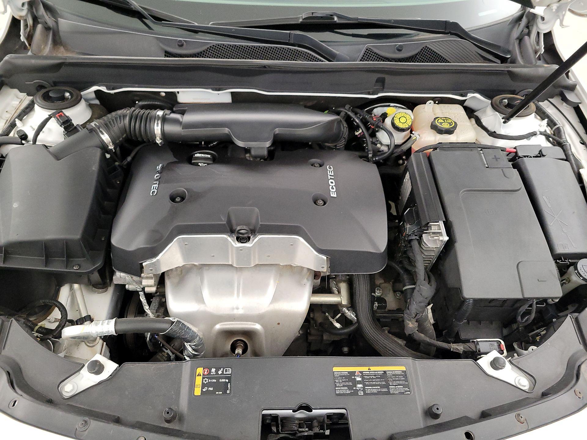 Thumbnail: 2015 Chevrolet Malibu - 20