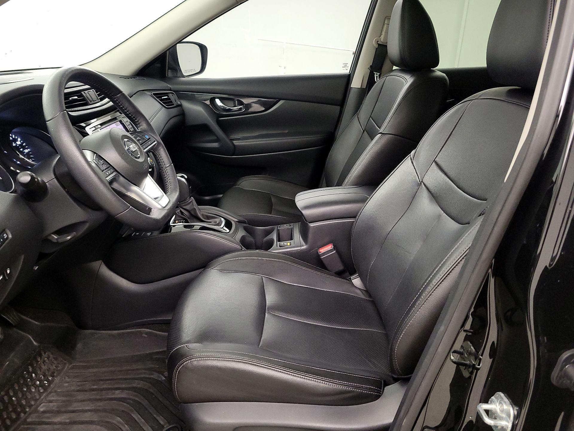 Thumbnail: 2019 Nissan Rogue - 11