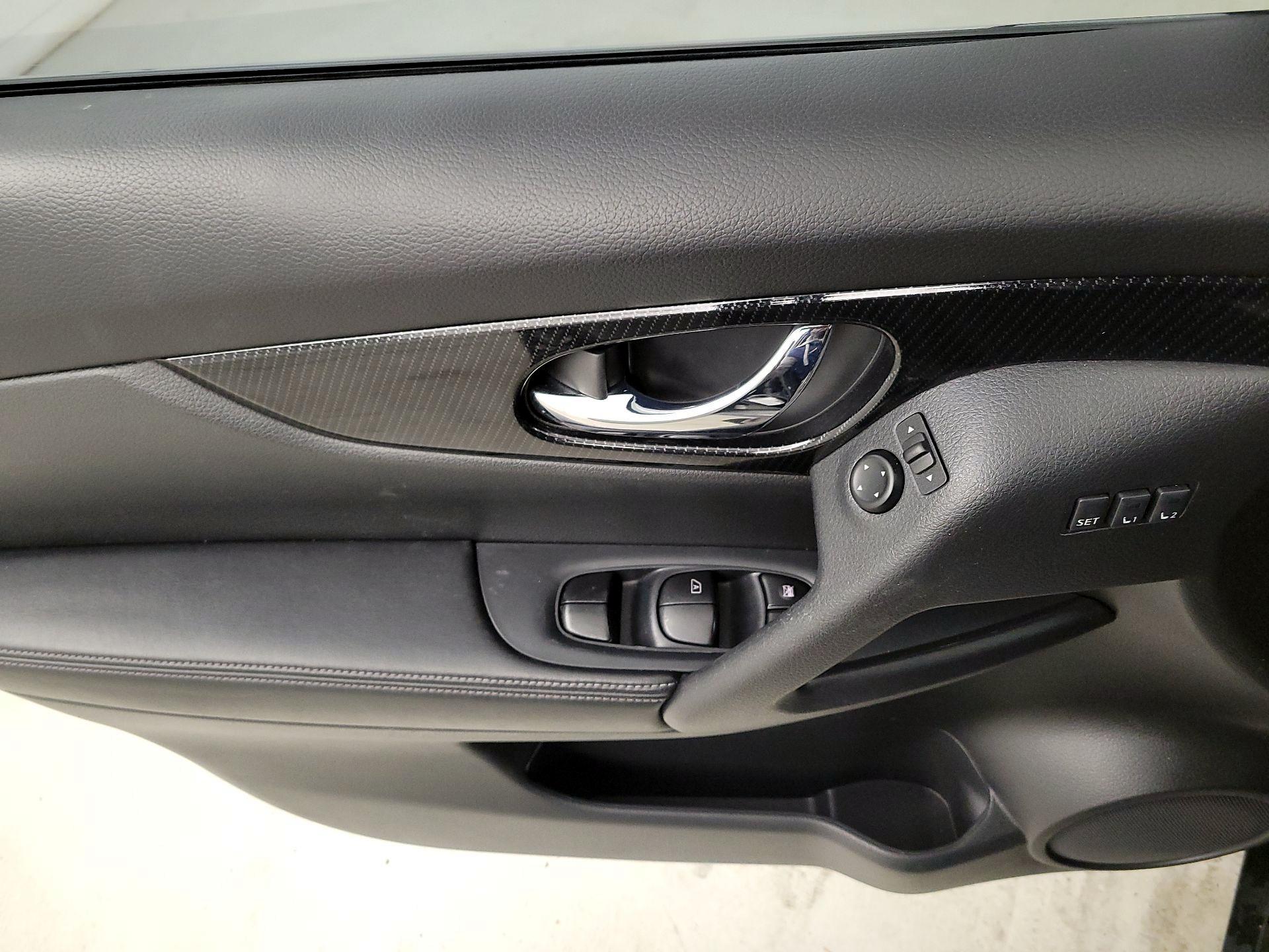 Thumbnail: 2019 Nissan Rogue - 12