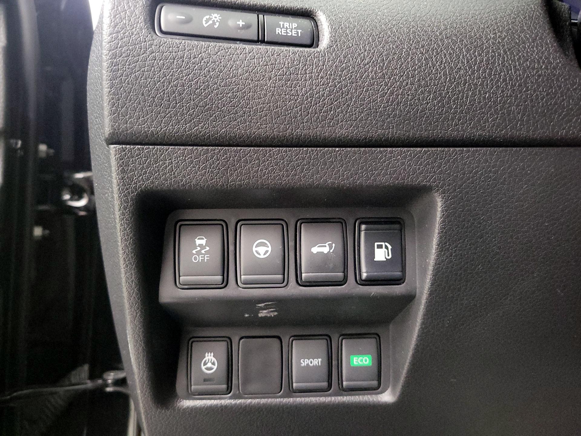 Thumbnail: 2019 Nissan Rogue - 13