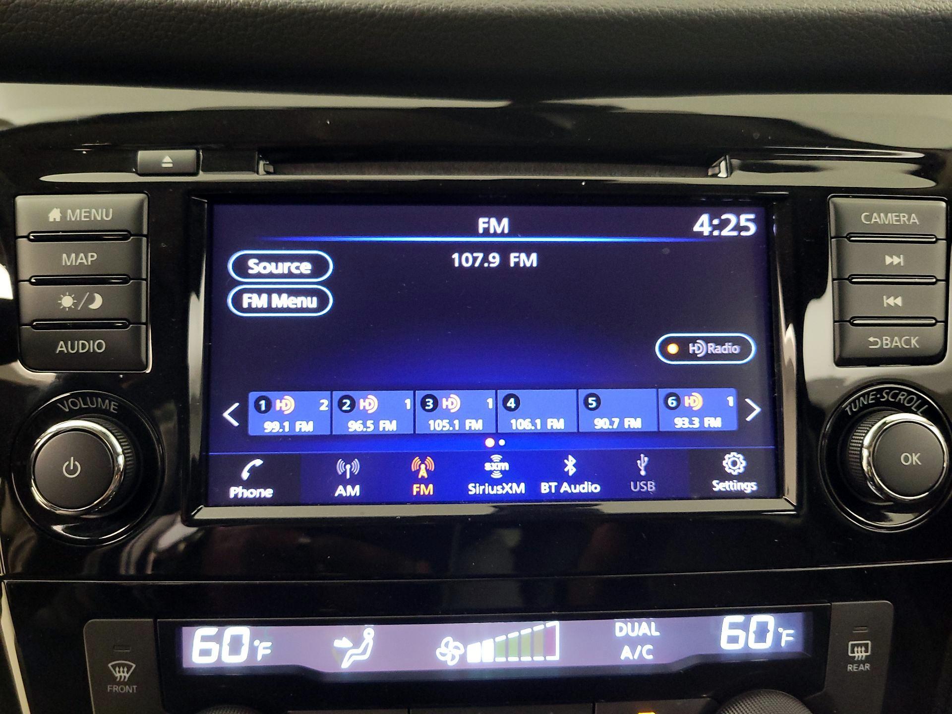 Thumbnail: 2019 Nissan Rogue - 16