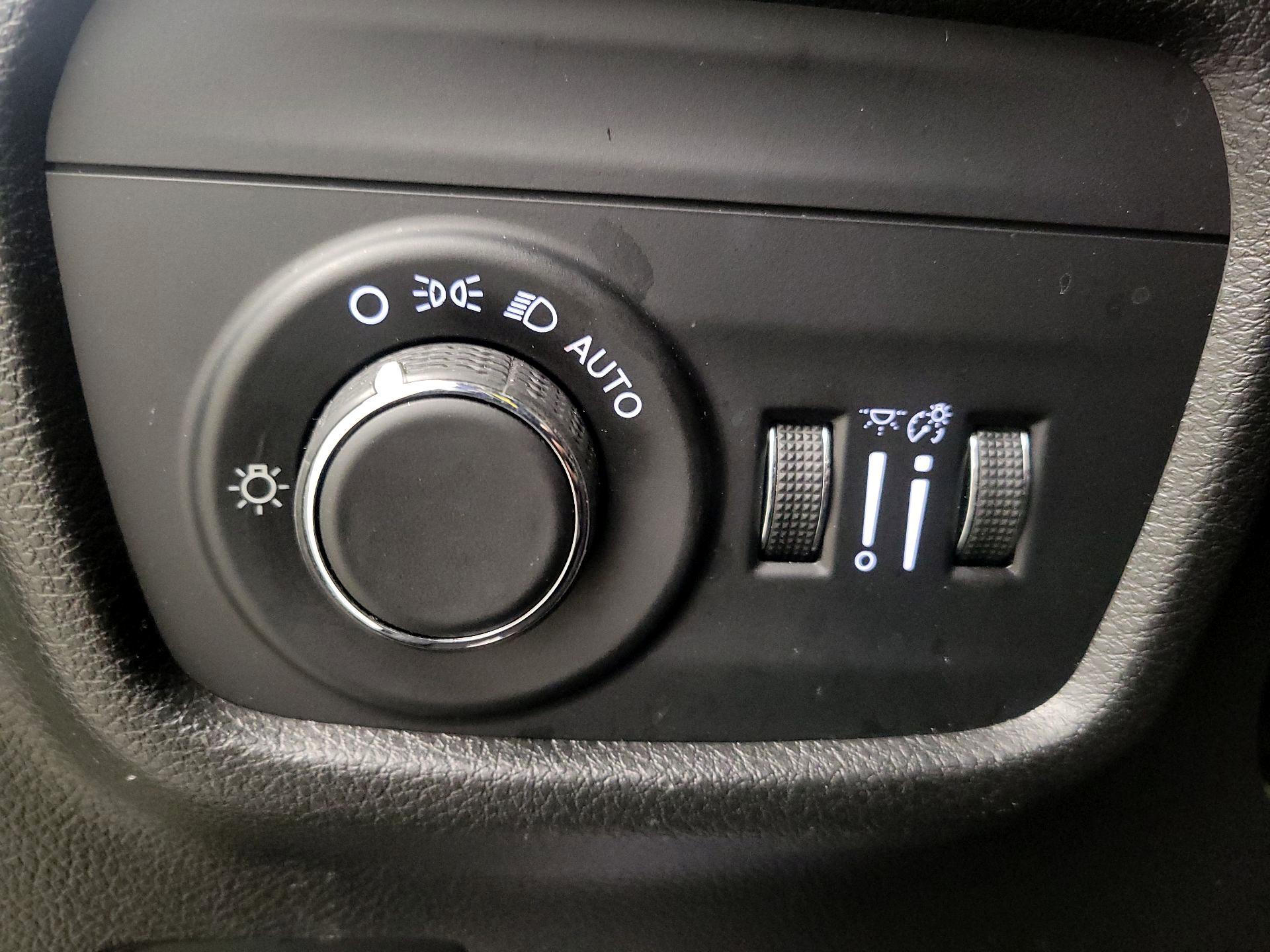 Thumbnail: 2023 Jeep Grand Cherokee - 13