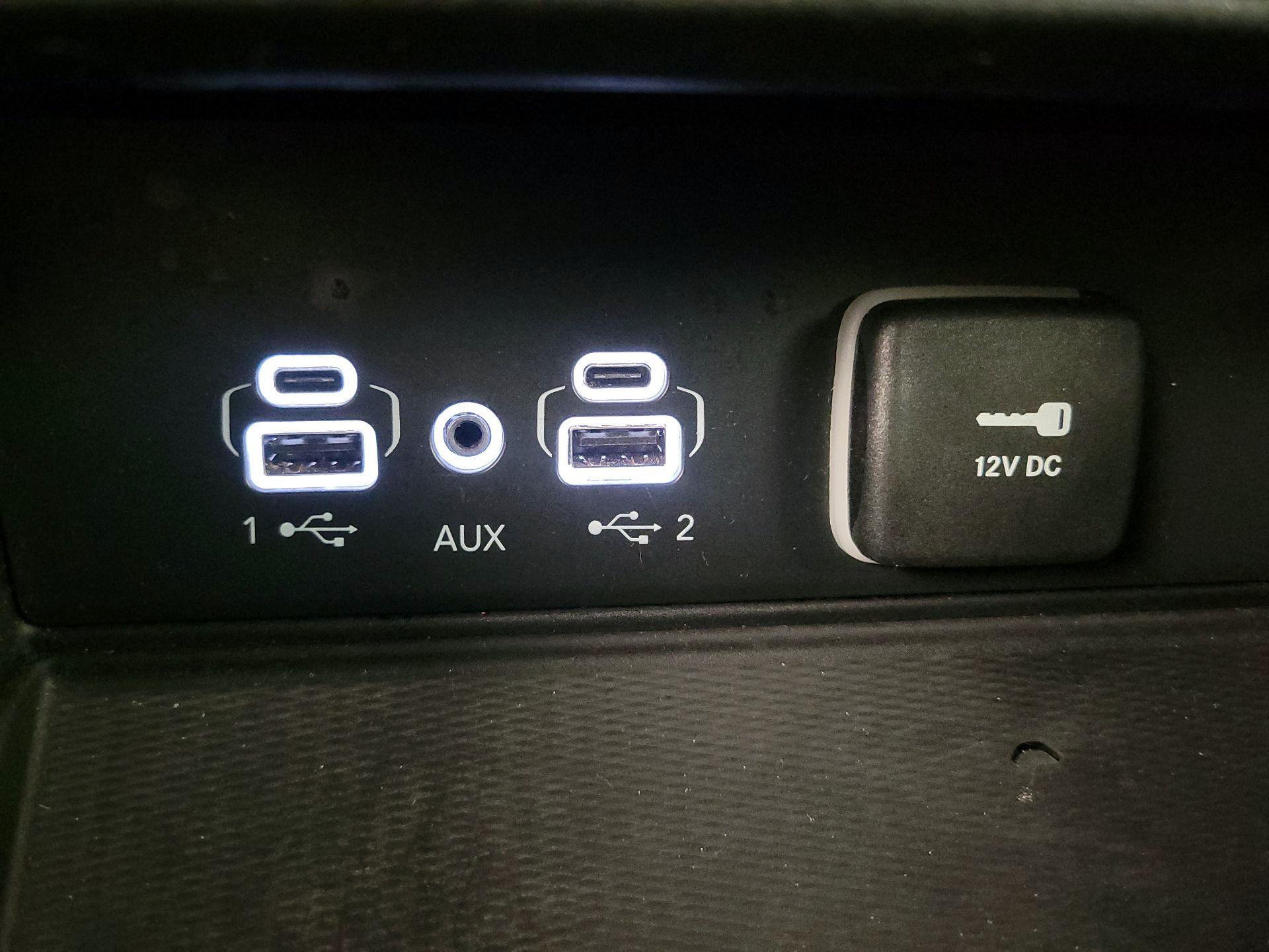 Thumbnail: 2023 Jeep Grand Cherokee - 18