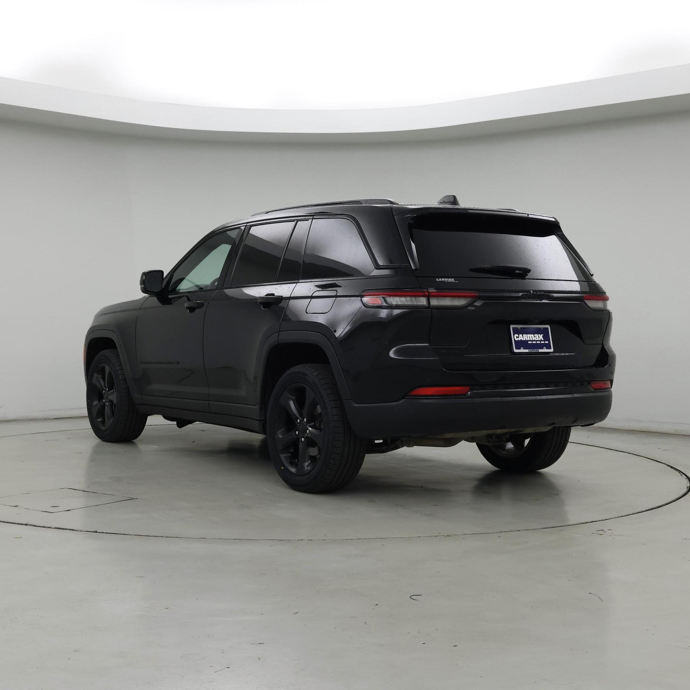 Thumbnail: 2023 Jeep Grand Cherokee - 2