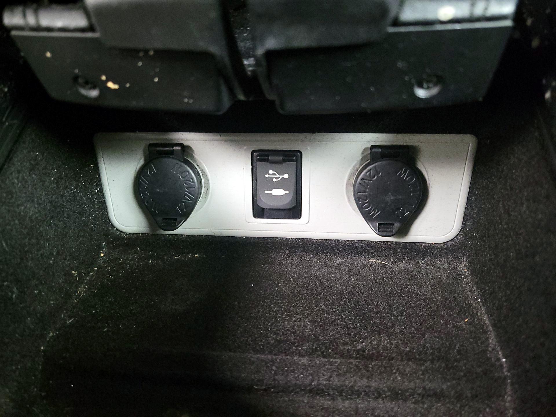 Thumbnail: 2017 Toyota Avalon - 18