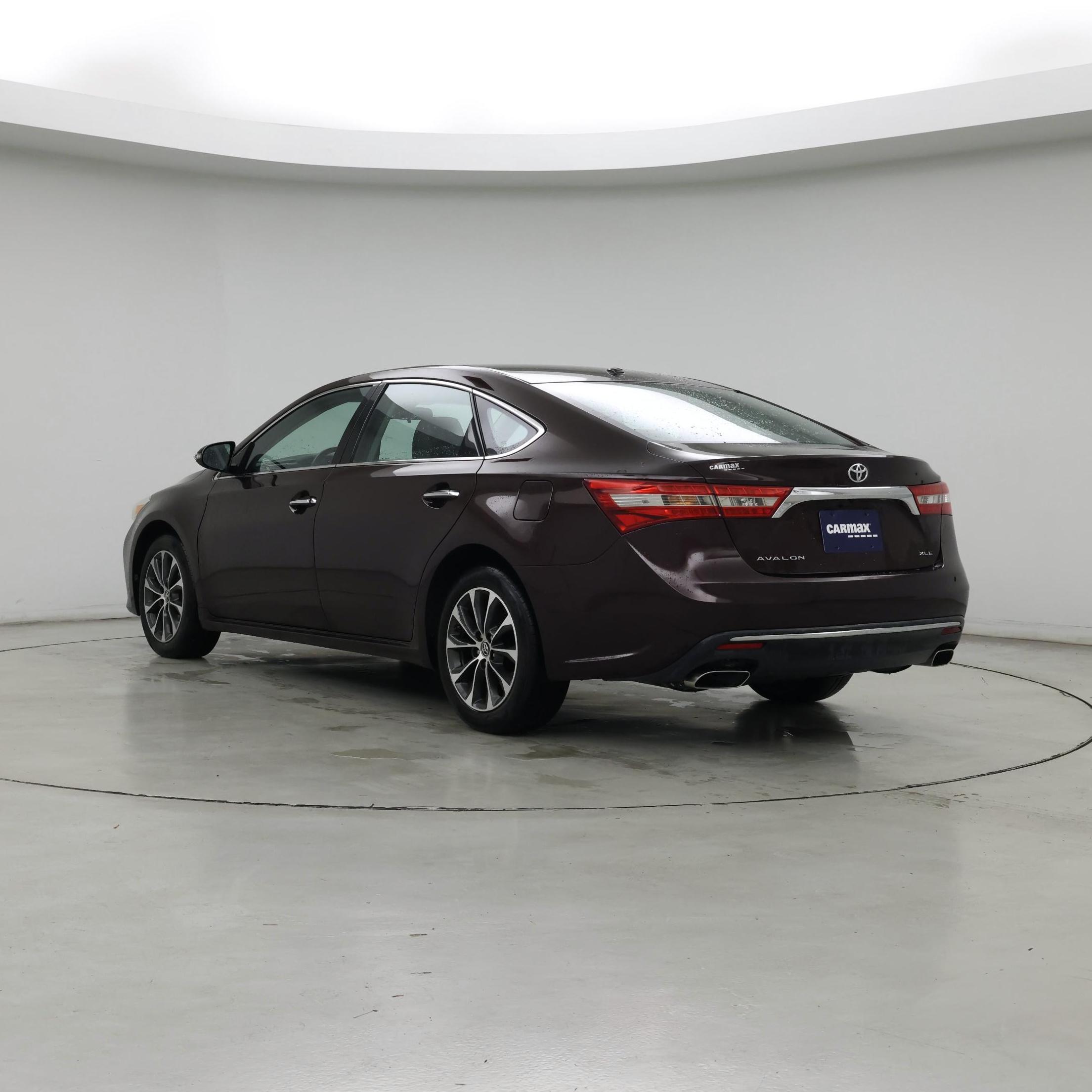 Thumbnail: 2017 Toyota Avalon - 2