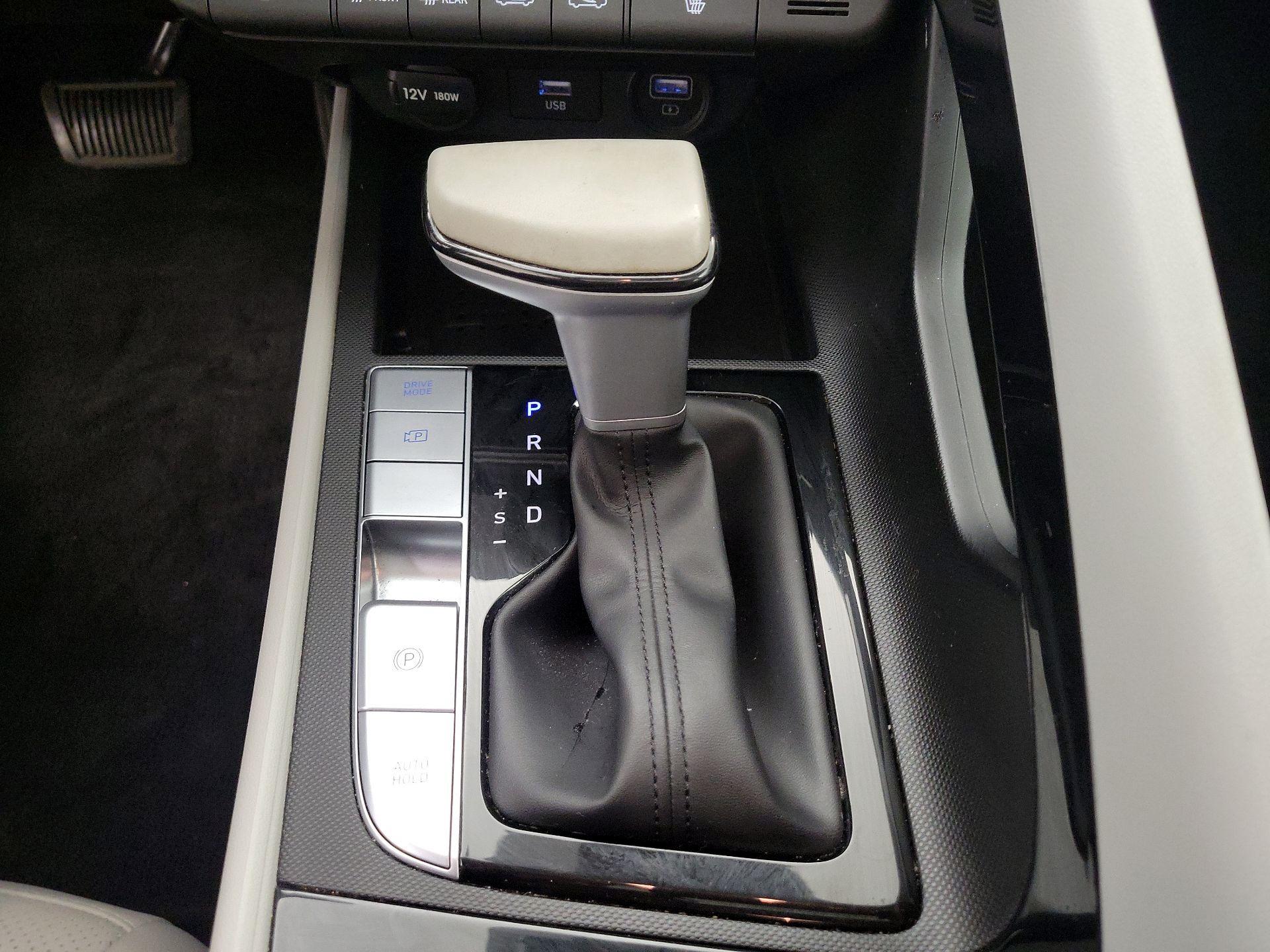 Thumbnail: 2023 Hyundai Elantra - 18
