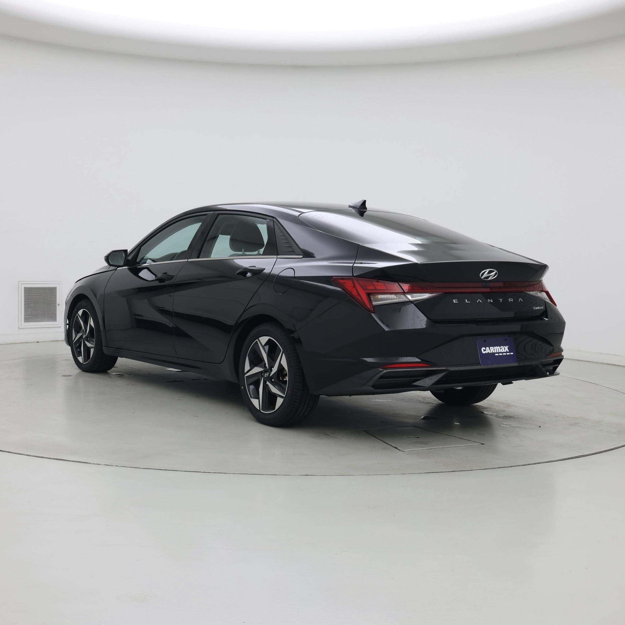 Thumbnail: 2023 Hyundai Elantra - 2