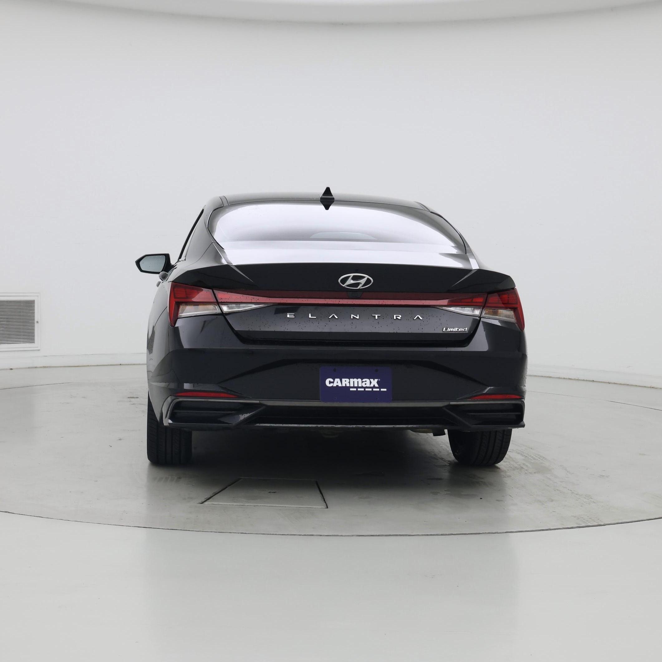 Thumbnail: 2023 Hyundai Elantra - 6