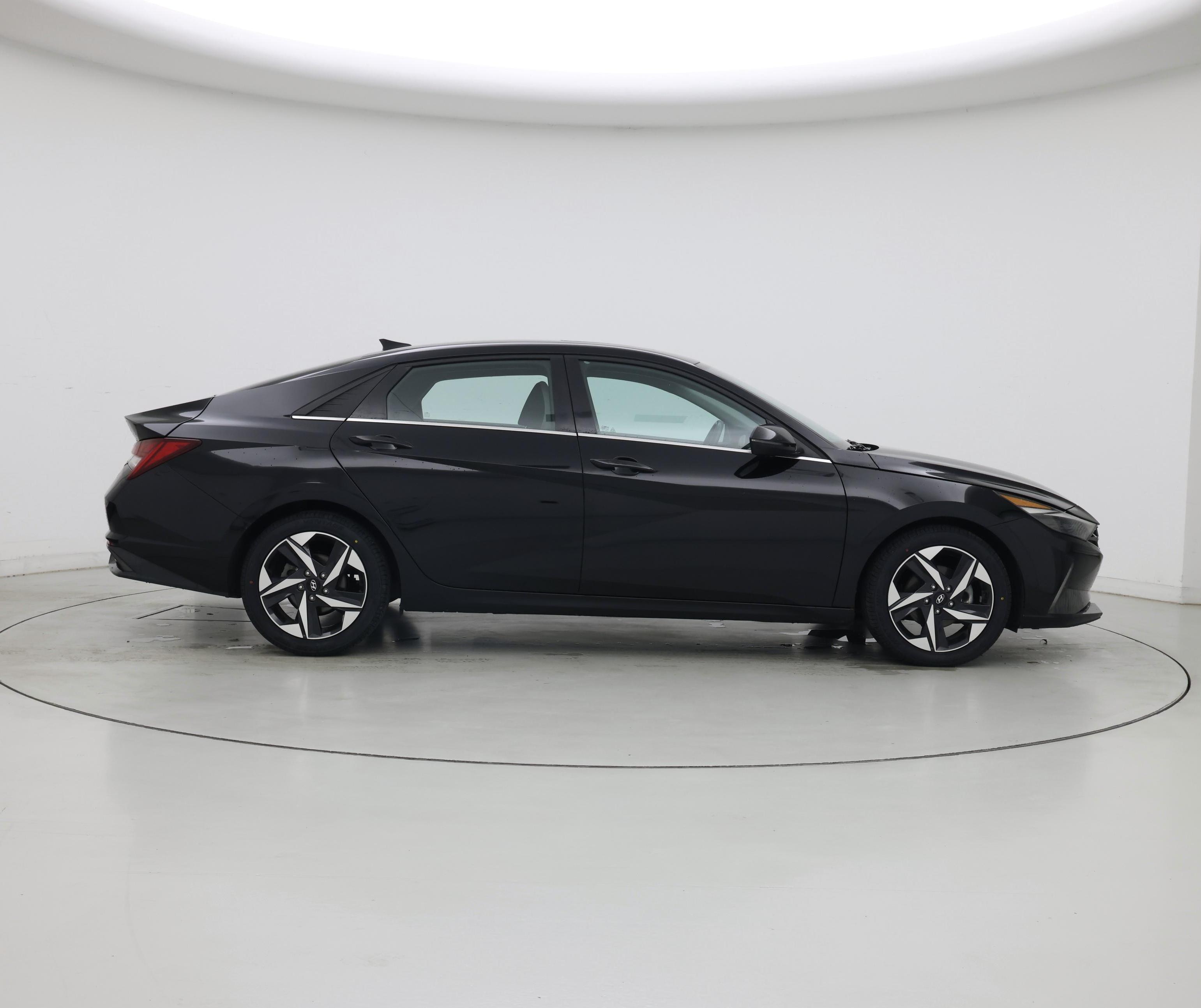 Thumbnail: 2023 Hyundai Elantra - 7
