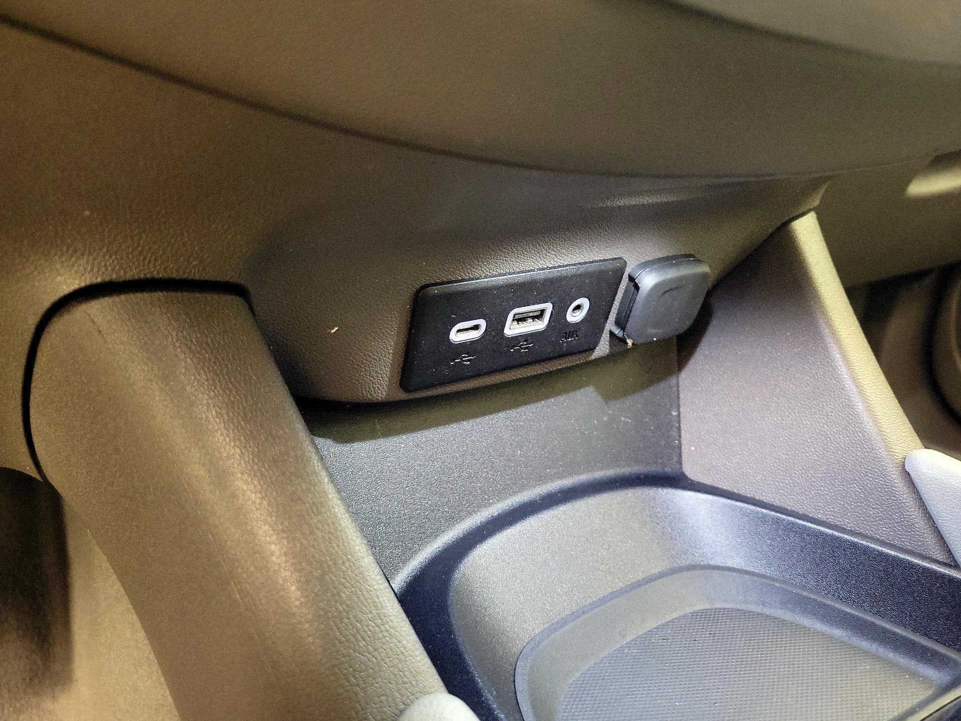 Thumbnail: 2023 Chevrolet Malibu - 18