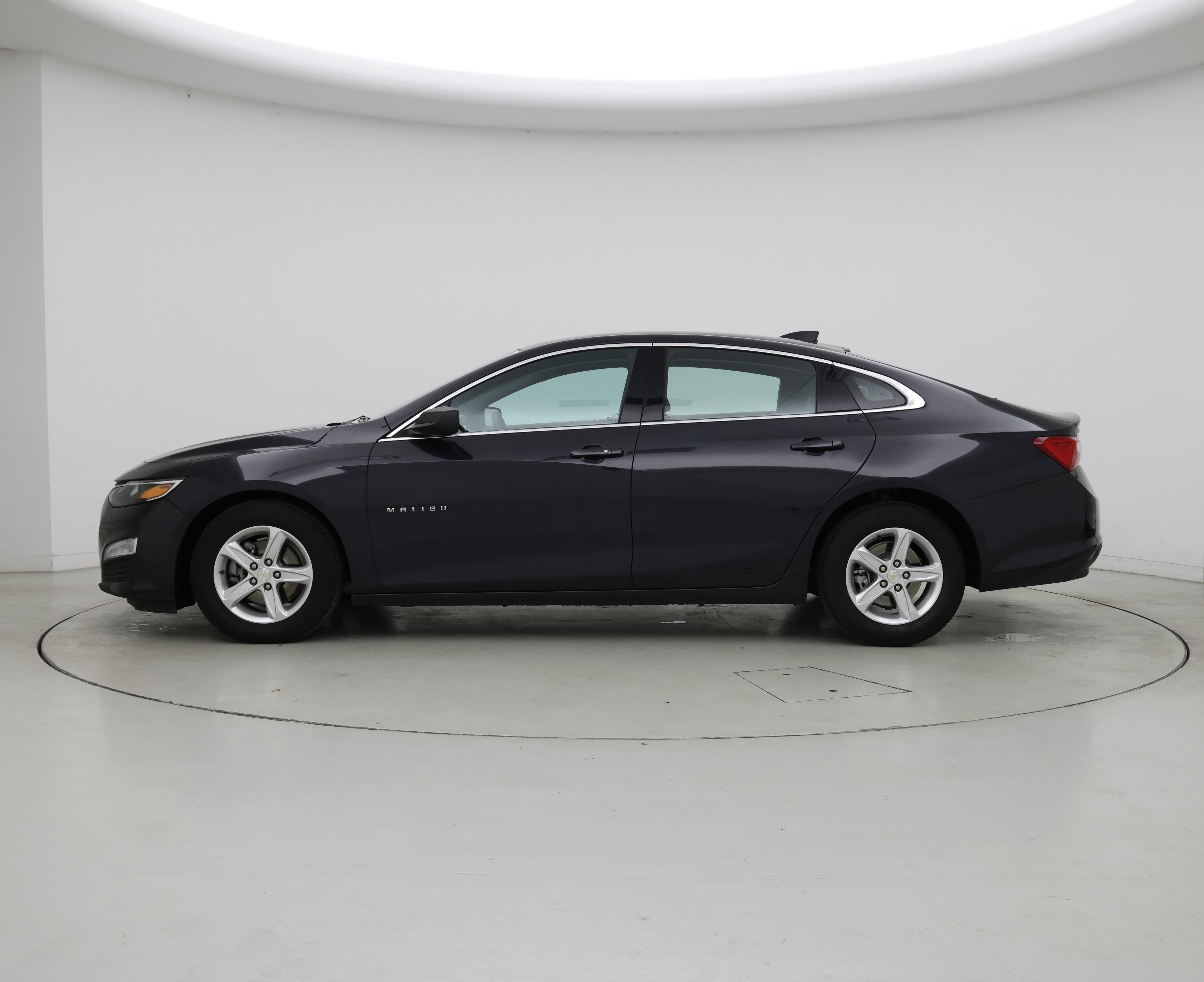 Thumbnail: 2023 Chevrolet Malibu - 3