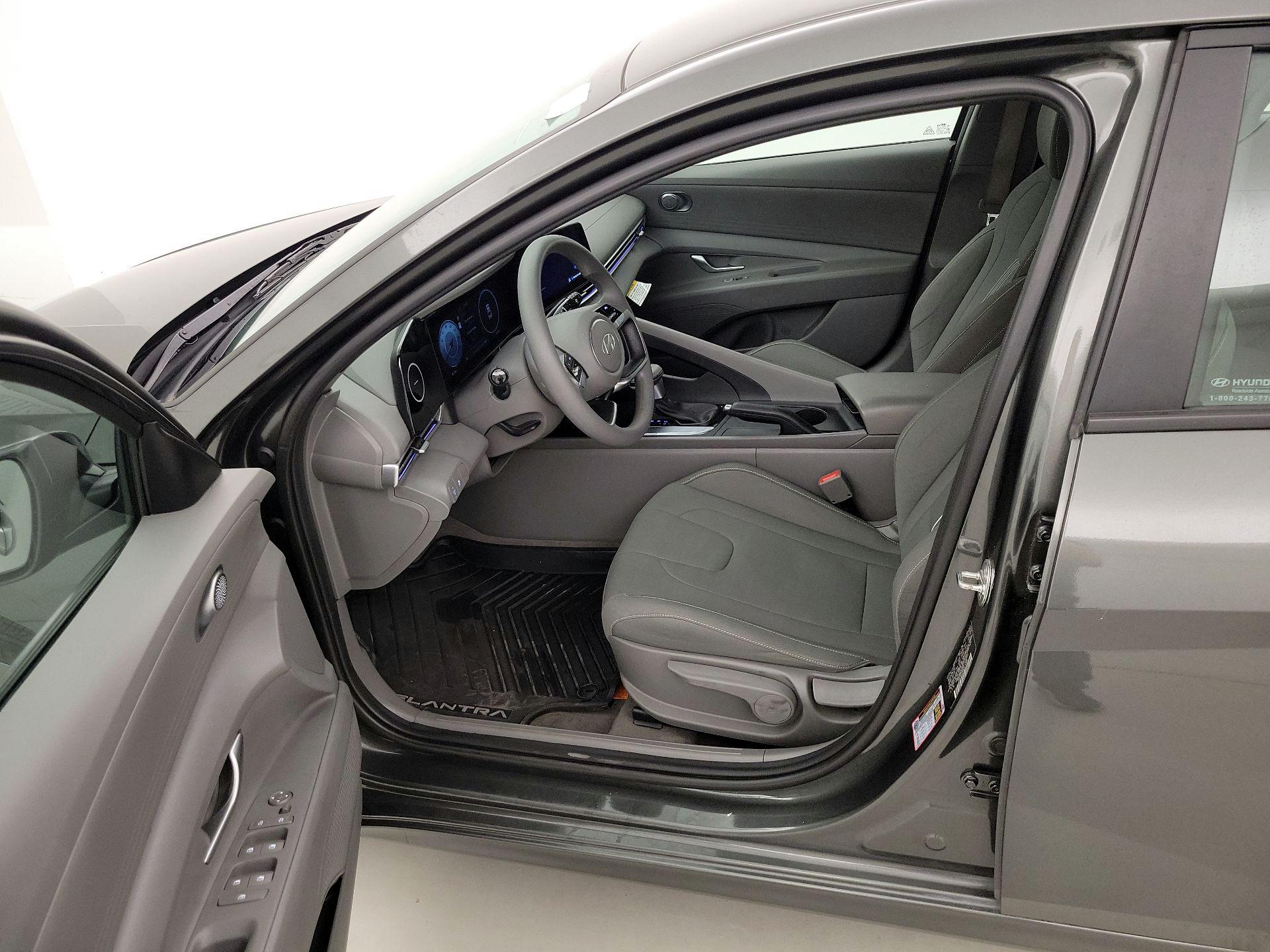 Thumbnail: 2024 Hyundai Elantra - 11