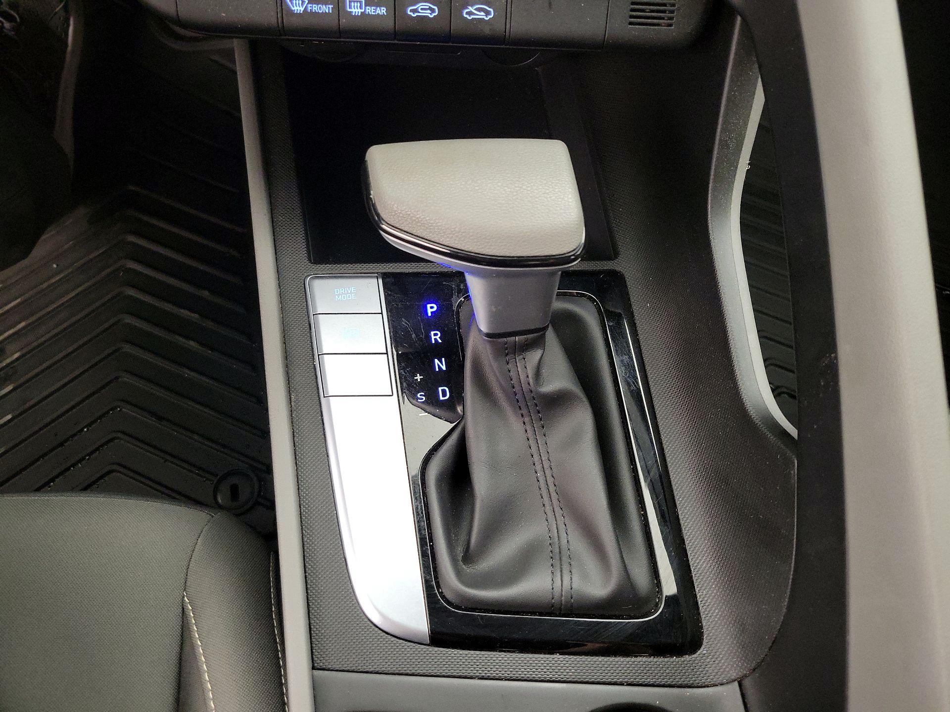 Thumbnail: 2024 Hyundai Elantra - 18