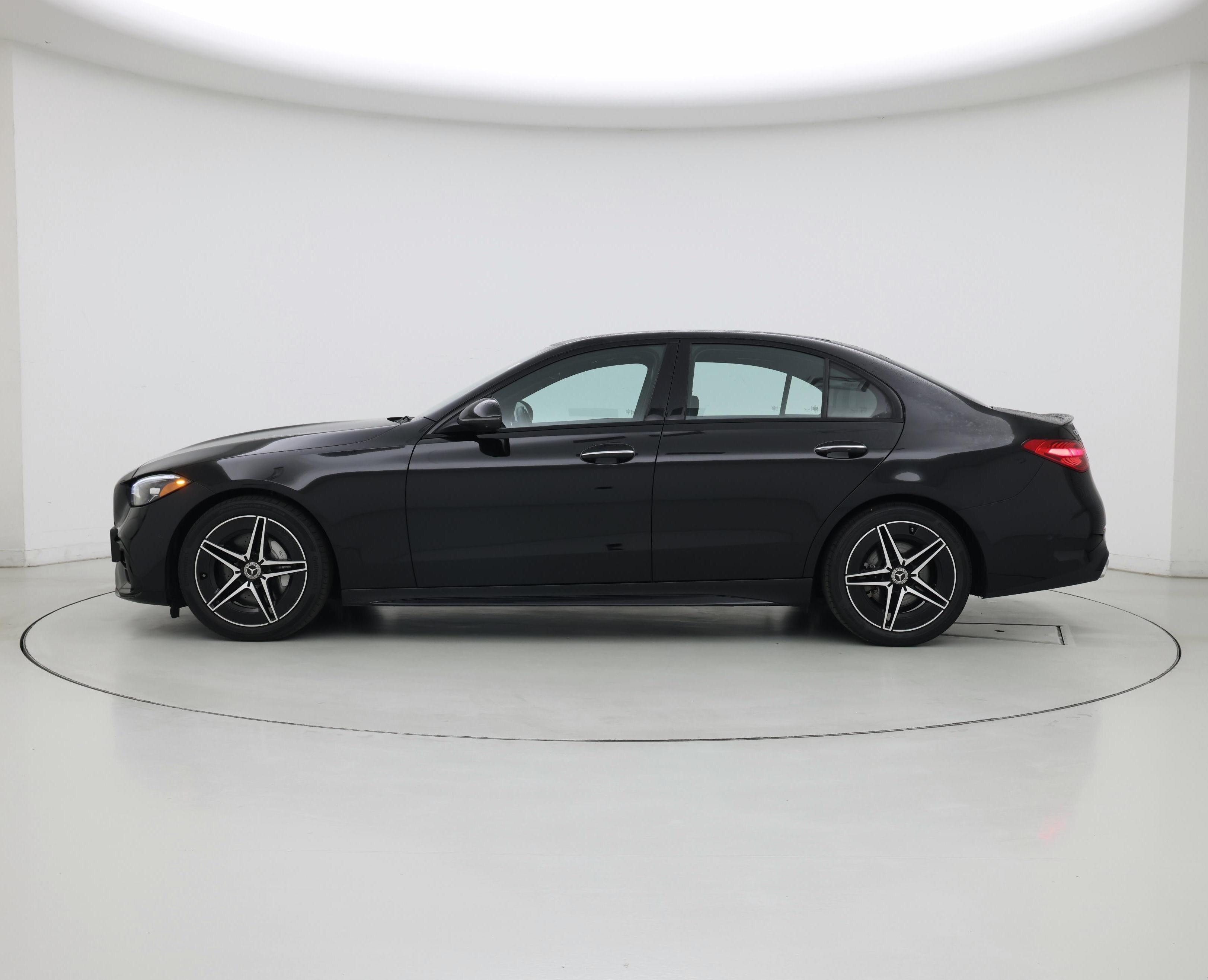 Thumbnail: 2024 Mercedes-Benz C-Class - 3