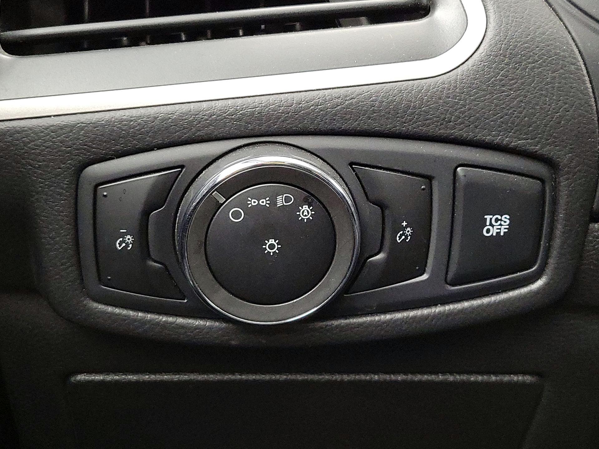 Thumbnail: 2023 Ford Edge - 13