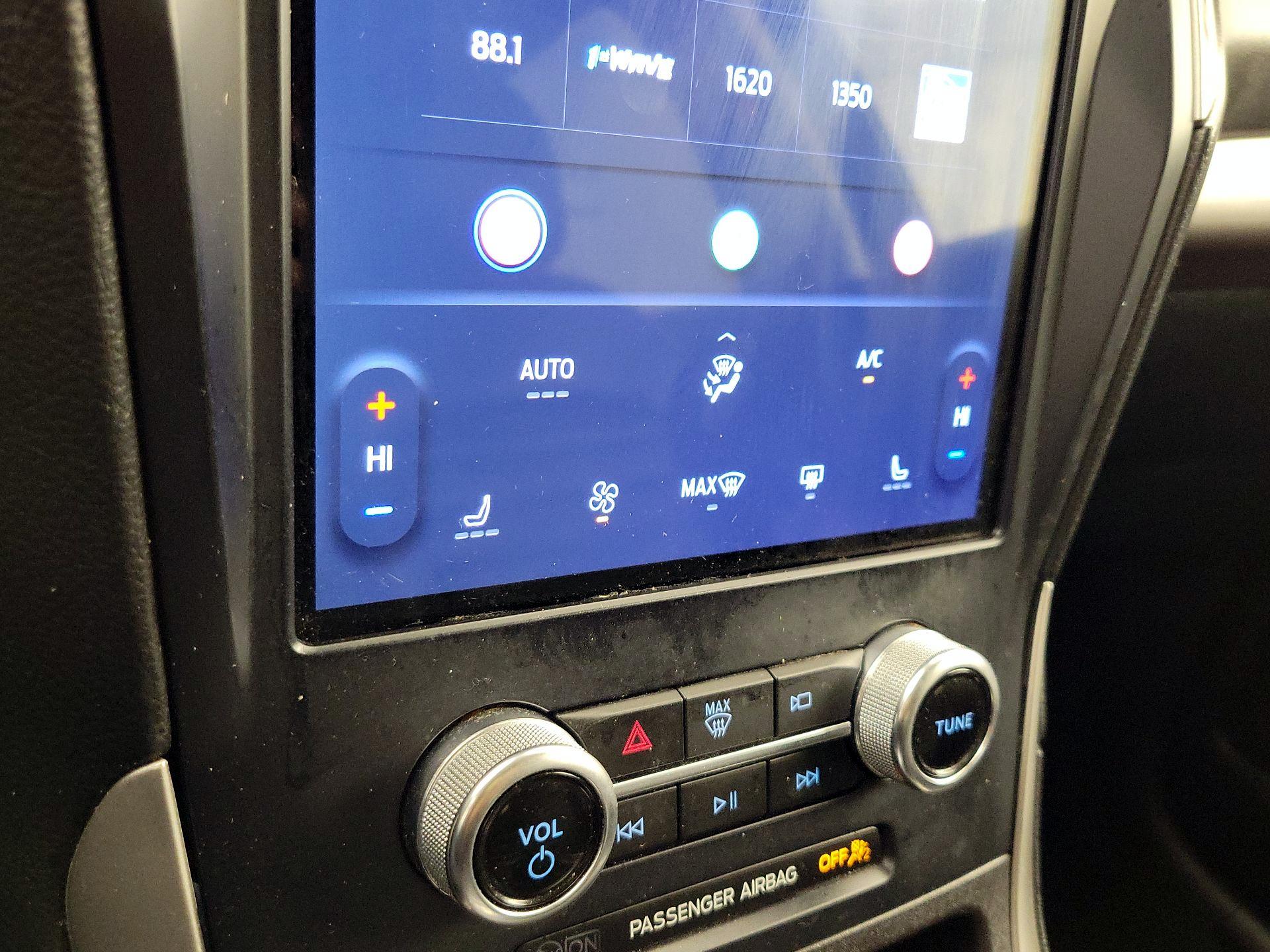 Thumbnail: 2023 Ford Edge - 16