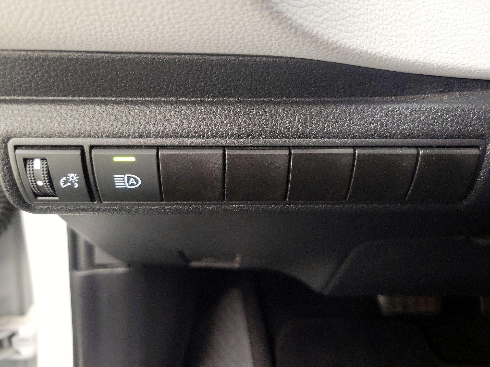 Thumbnail: 2024 Toyota Corolla - 13