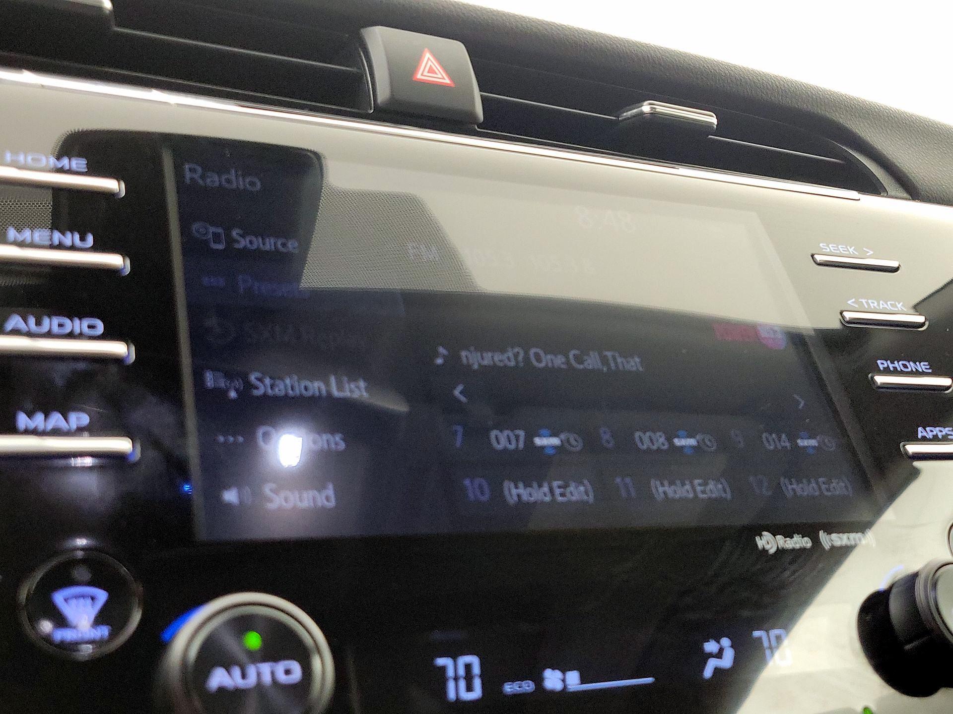 Thumbnail: 2020 Toyota Camry - 15