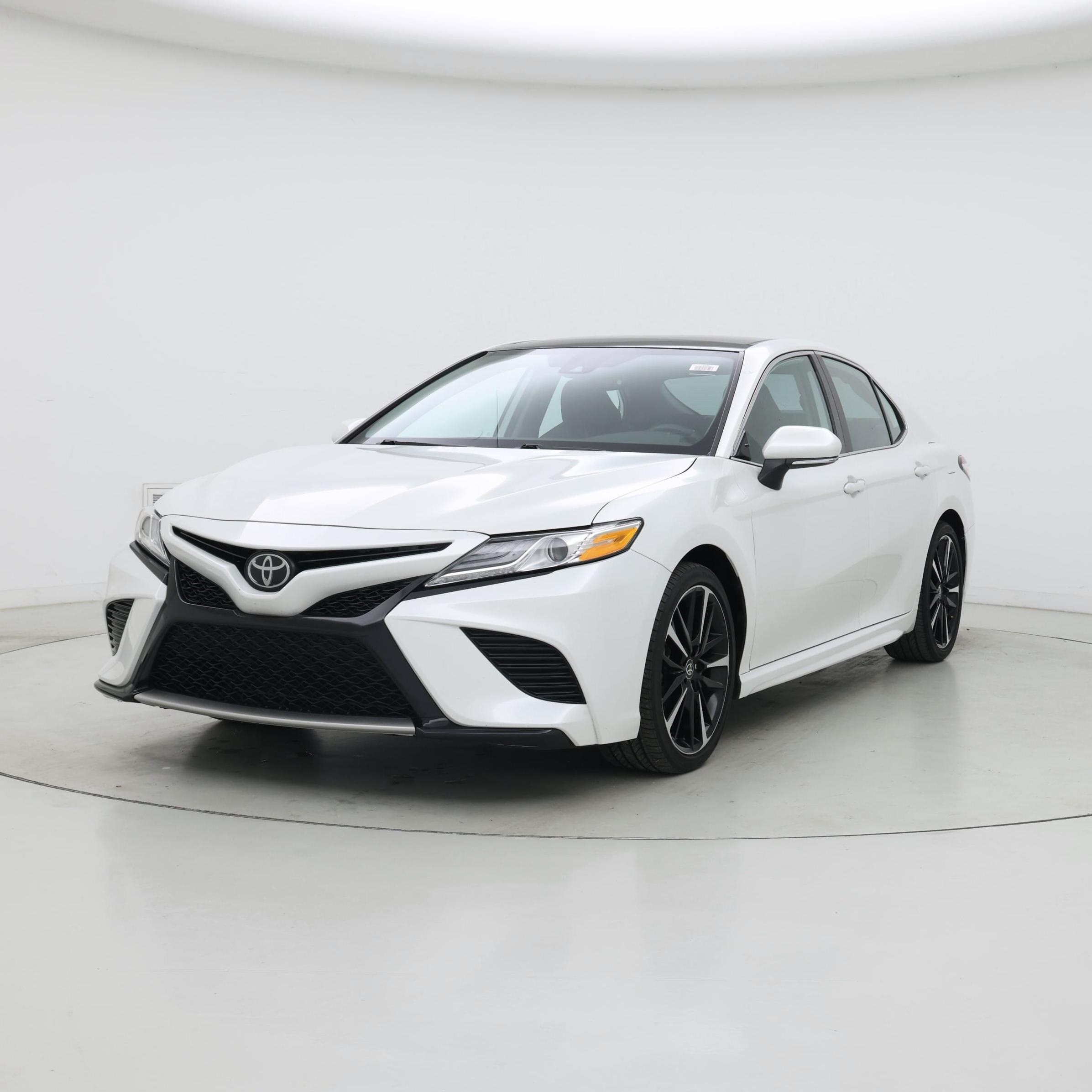 Thumbnail: 2020 Toyota Camry - 4