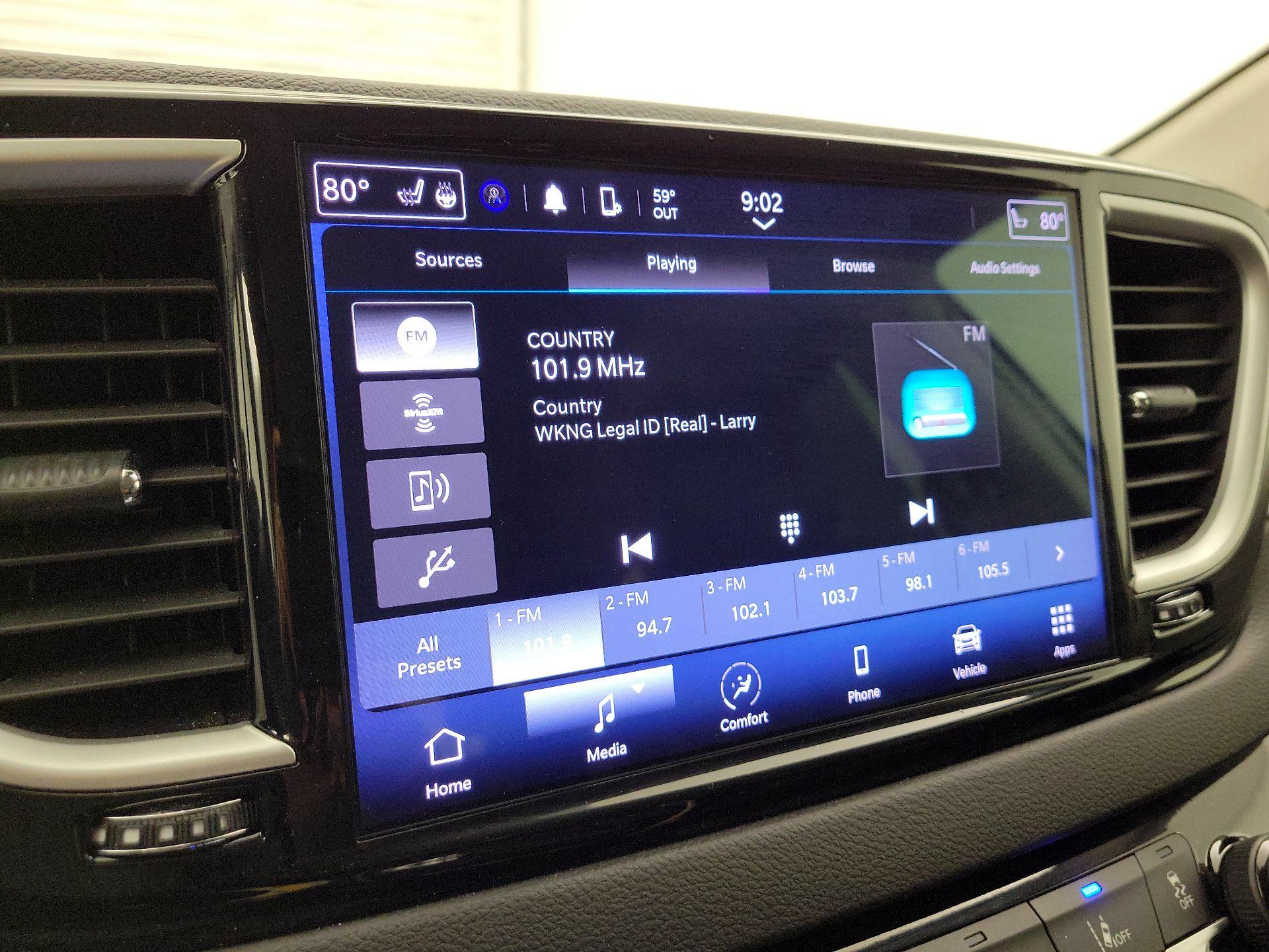 Thumbnail: 2024 Chrysler Pacifica - 15