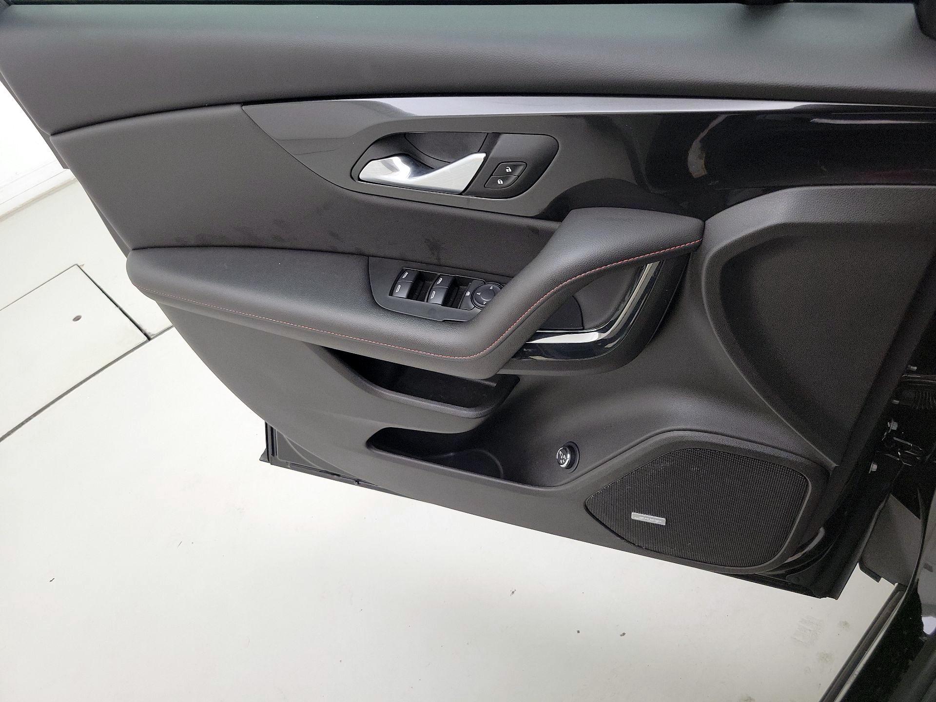 Thumbnail: 2024 Chevrolet Blazer - 12