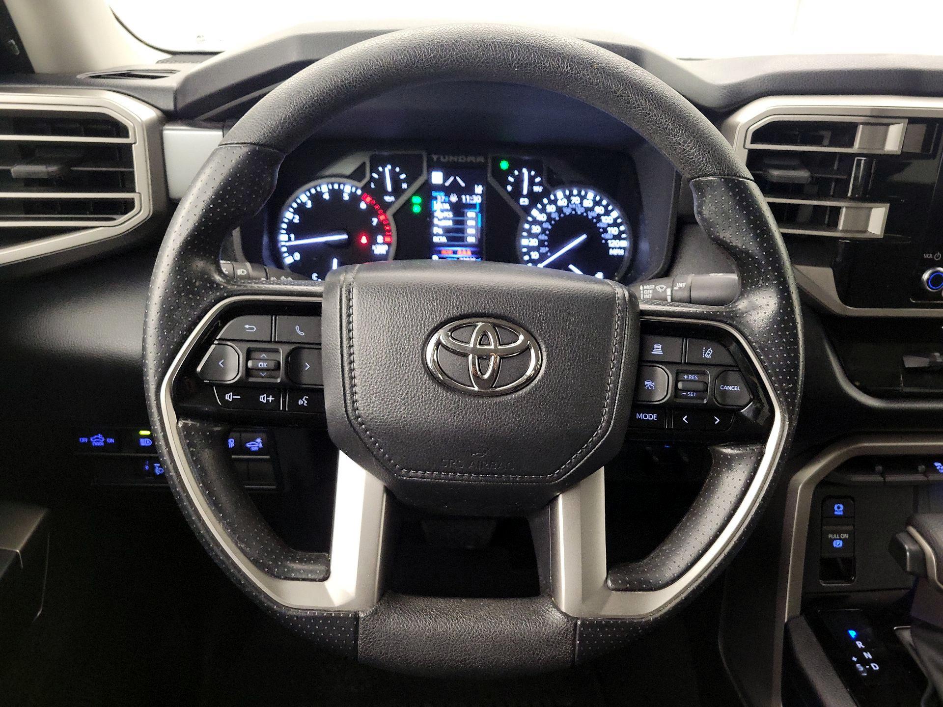 Thumbnail: 2022 Toyota Tundra - 10