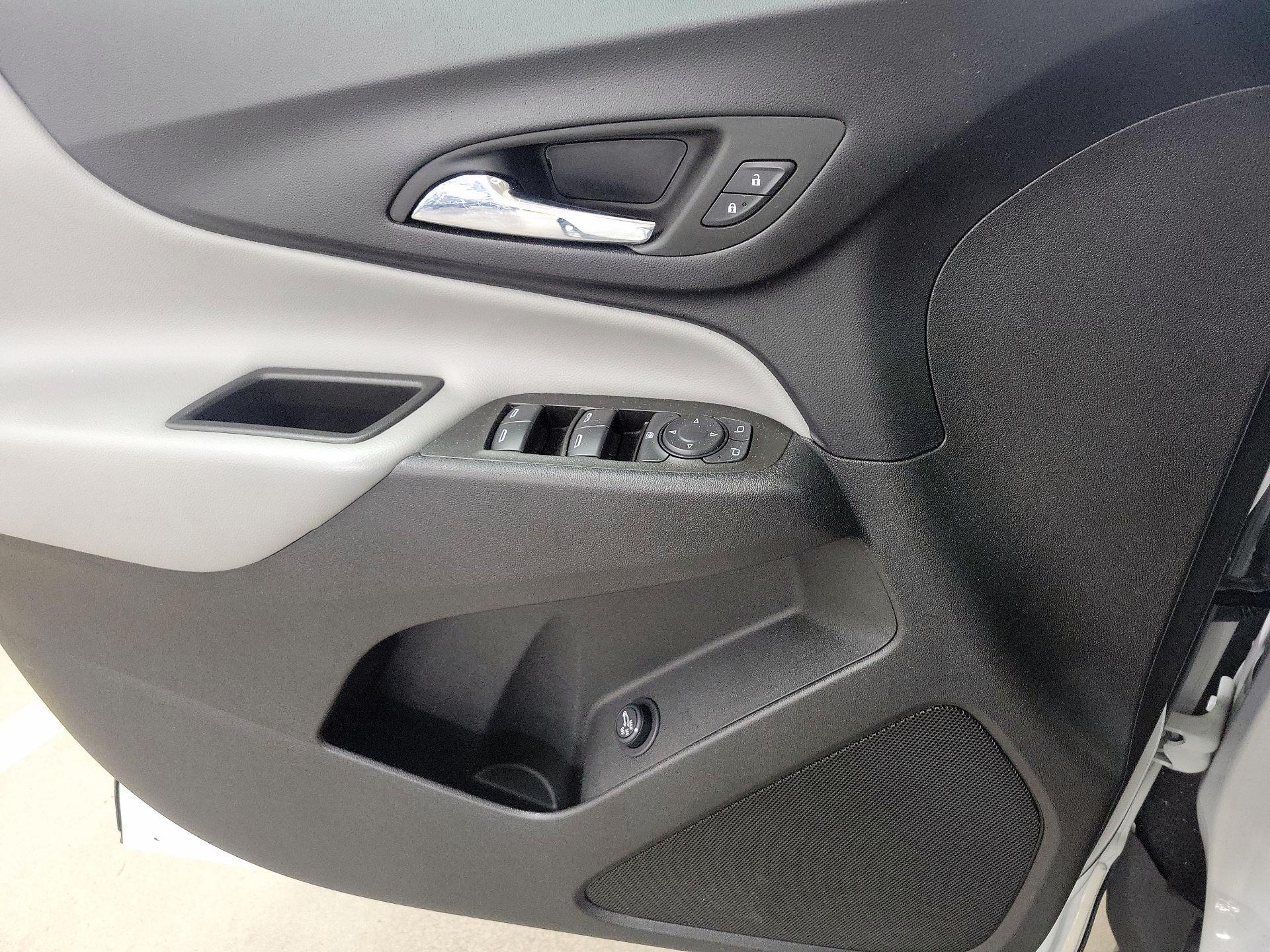 Thumbnail: 2023 Chevrolet Equinox - 12