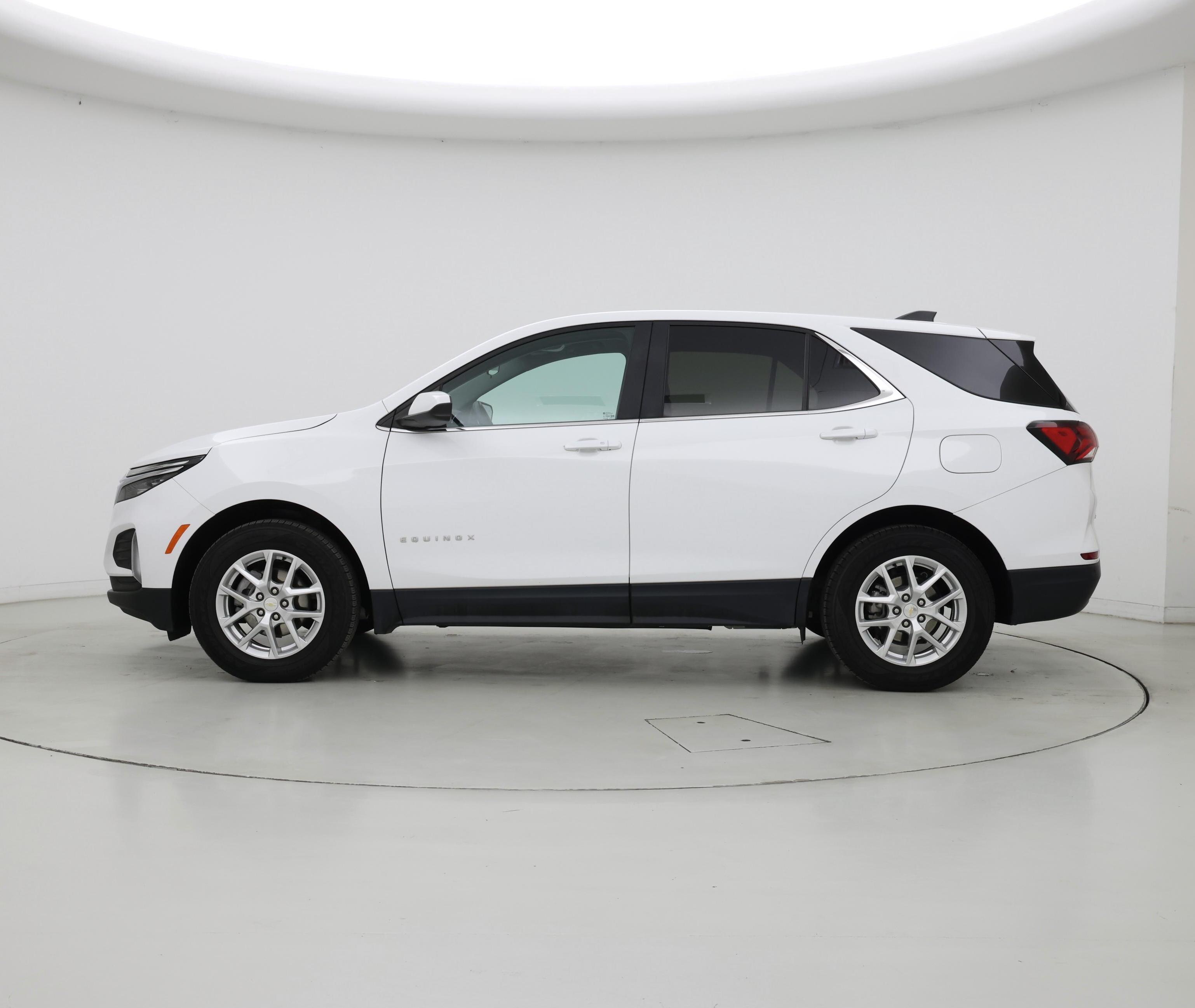 Thumbnail: 2023 Chevrolet Equinox - 3