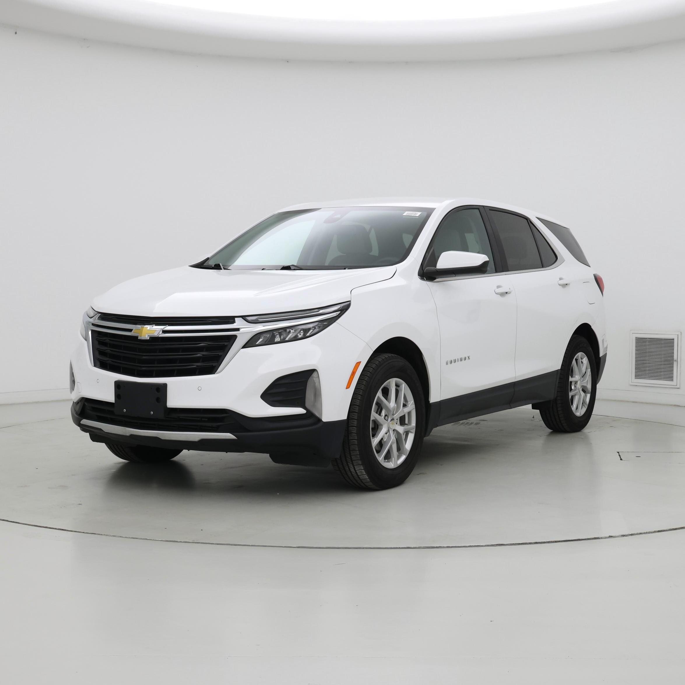 Thumbnail: 2023 Chevrolet Equinox - 4