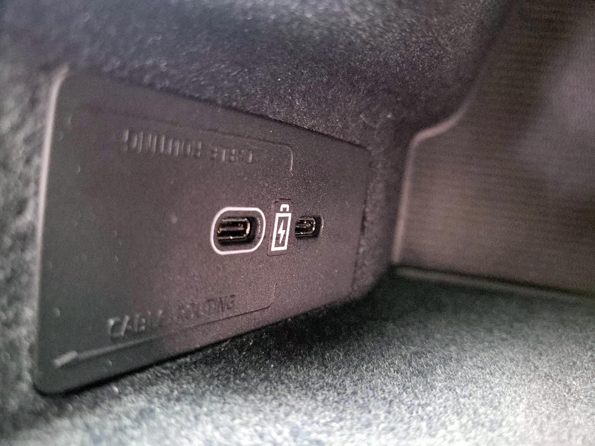 Thumbnail: 2023 Volvo XC60 - 19