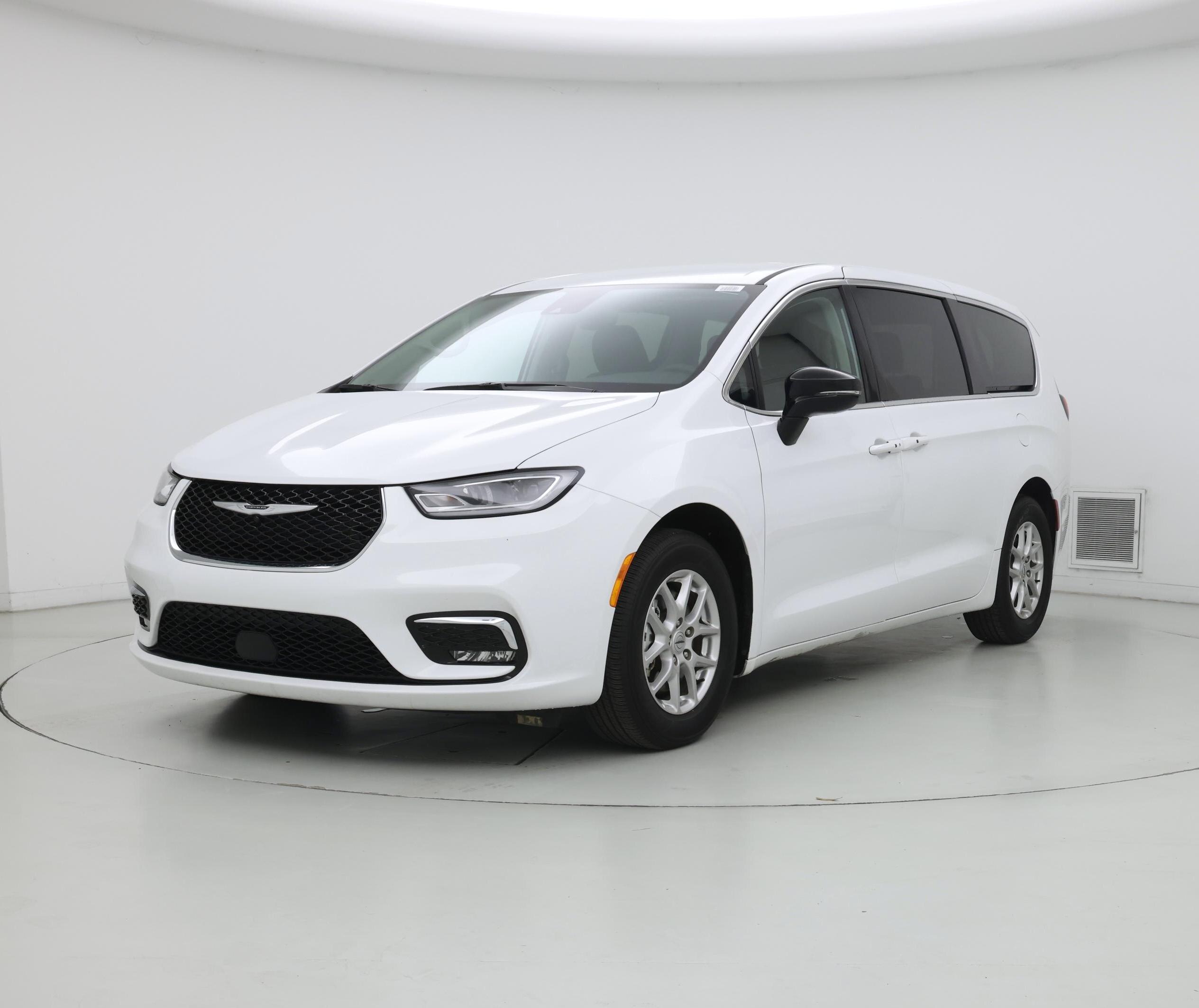 Thumbnail: 2024 Chrysler Pacifica - 4