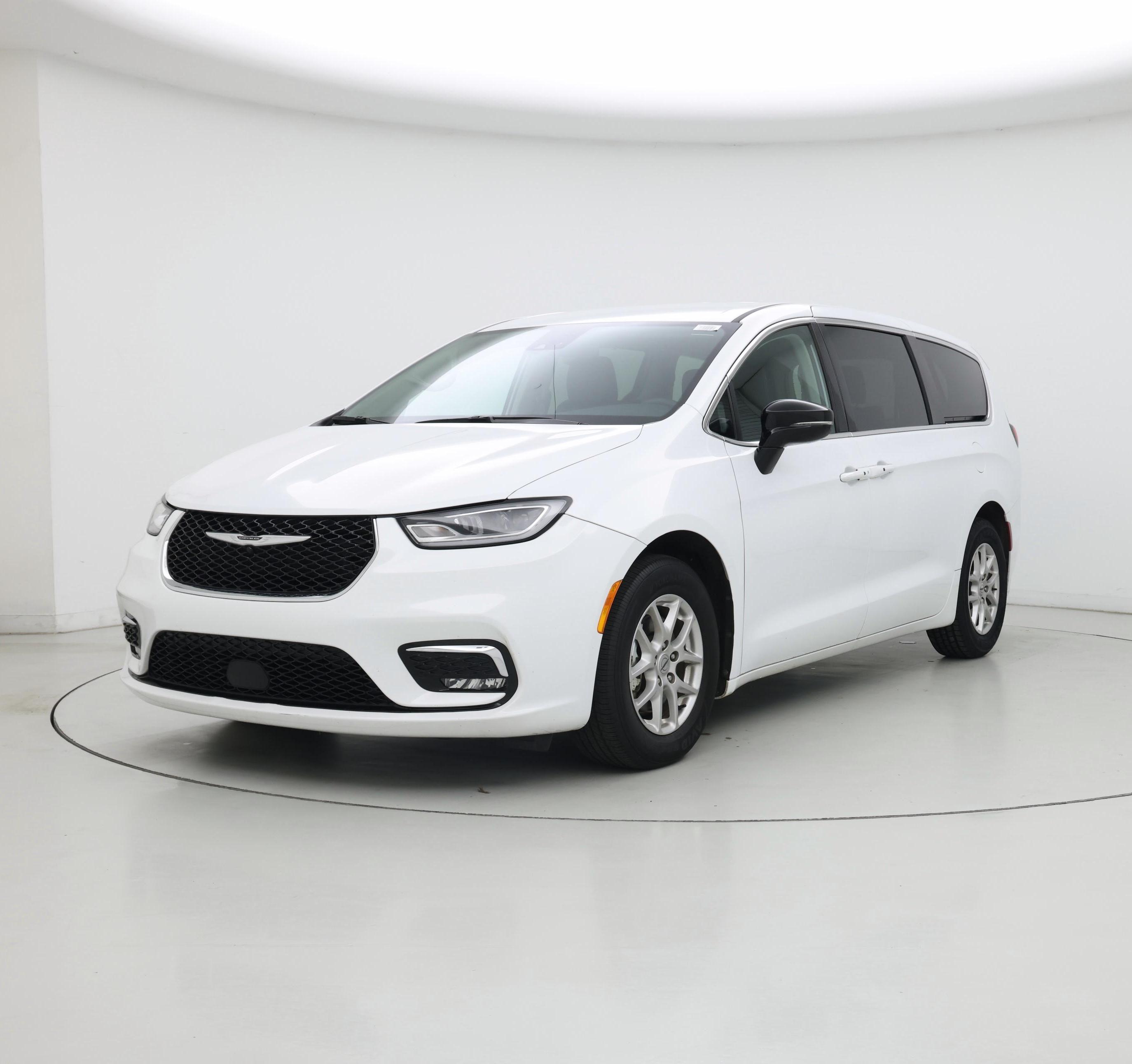 Thumbnail: 2024 Chrysler Pacifica - 4