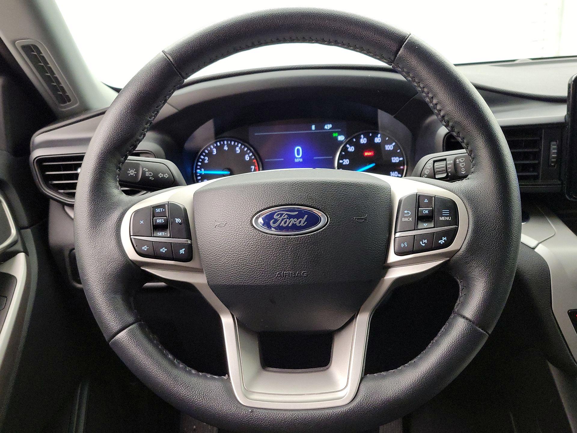 Thumbnail: 2023 Ford Explorer - 10