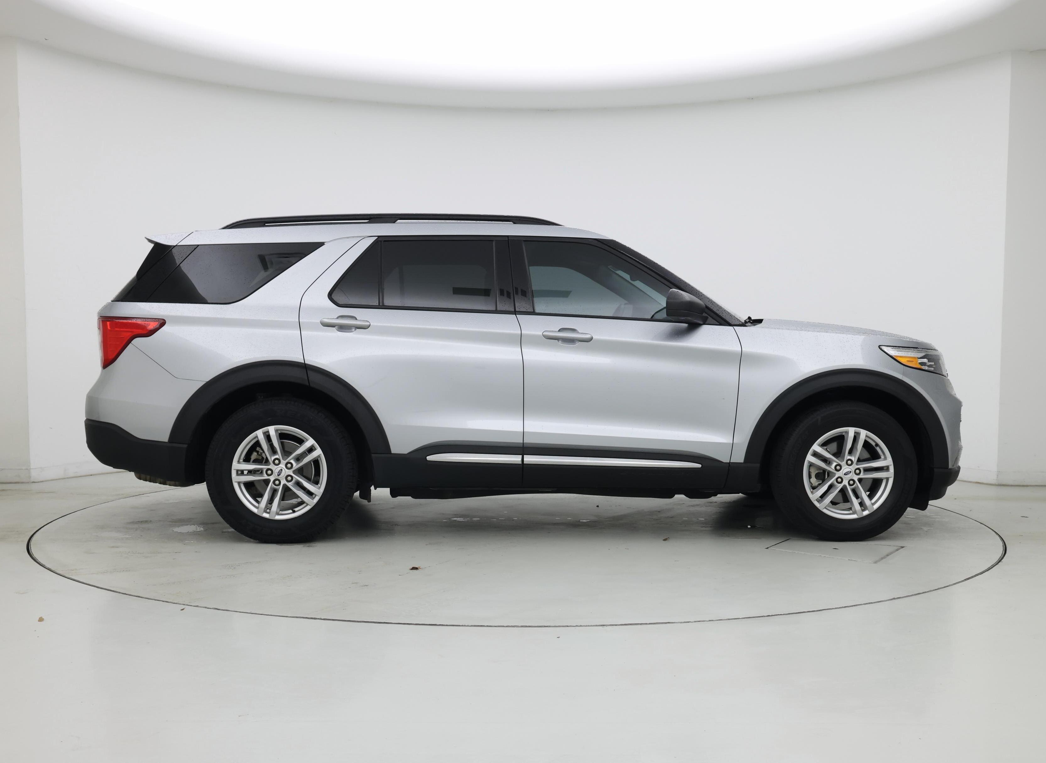 Thumbnail: 2023 Ford Explorer - 7