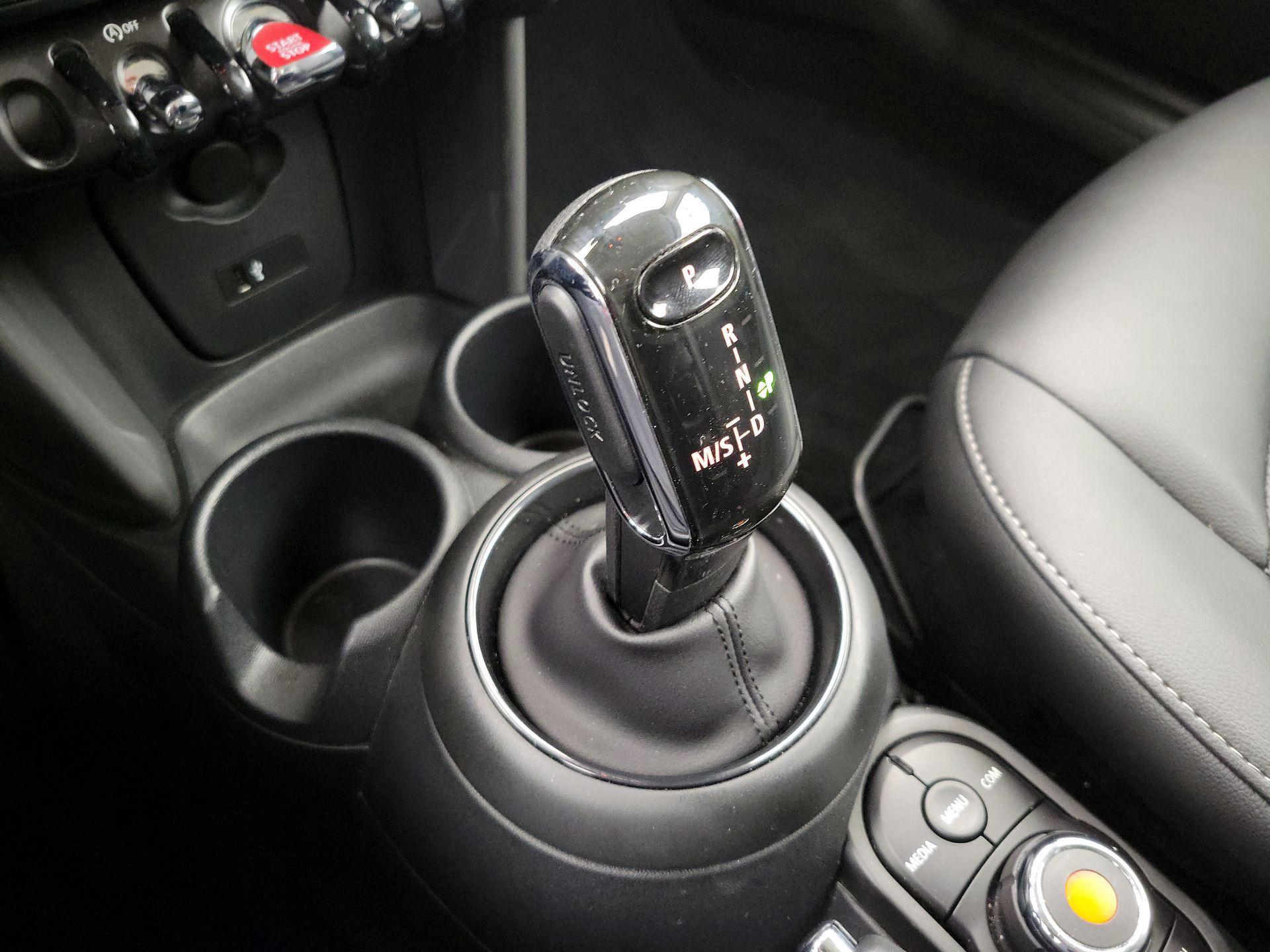 Thumbnail: 2020 MINI Cooper Hardtop - 17