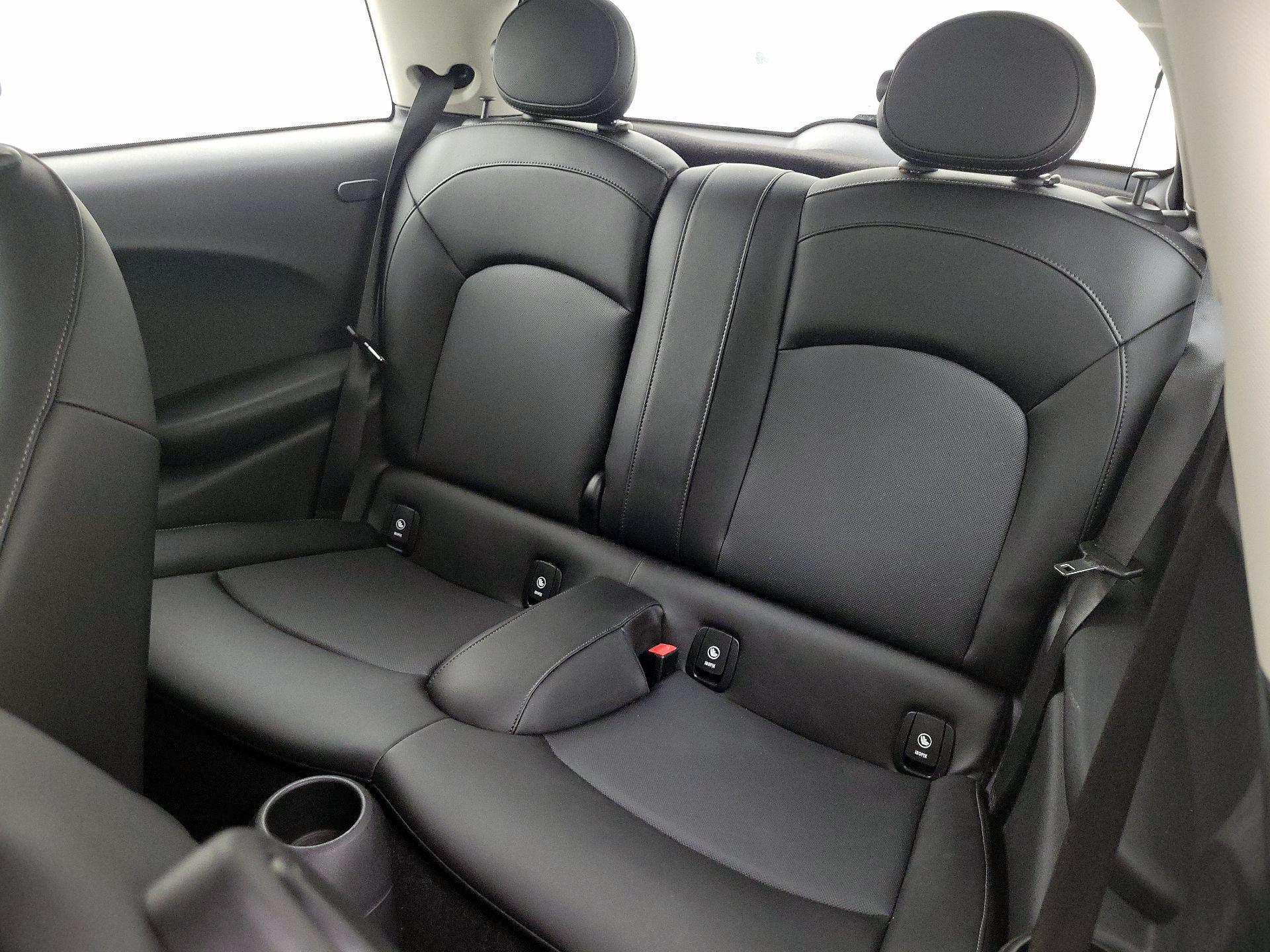 Thumbnail: 2020 MINI Cooper Hardtop - 19