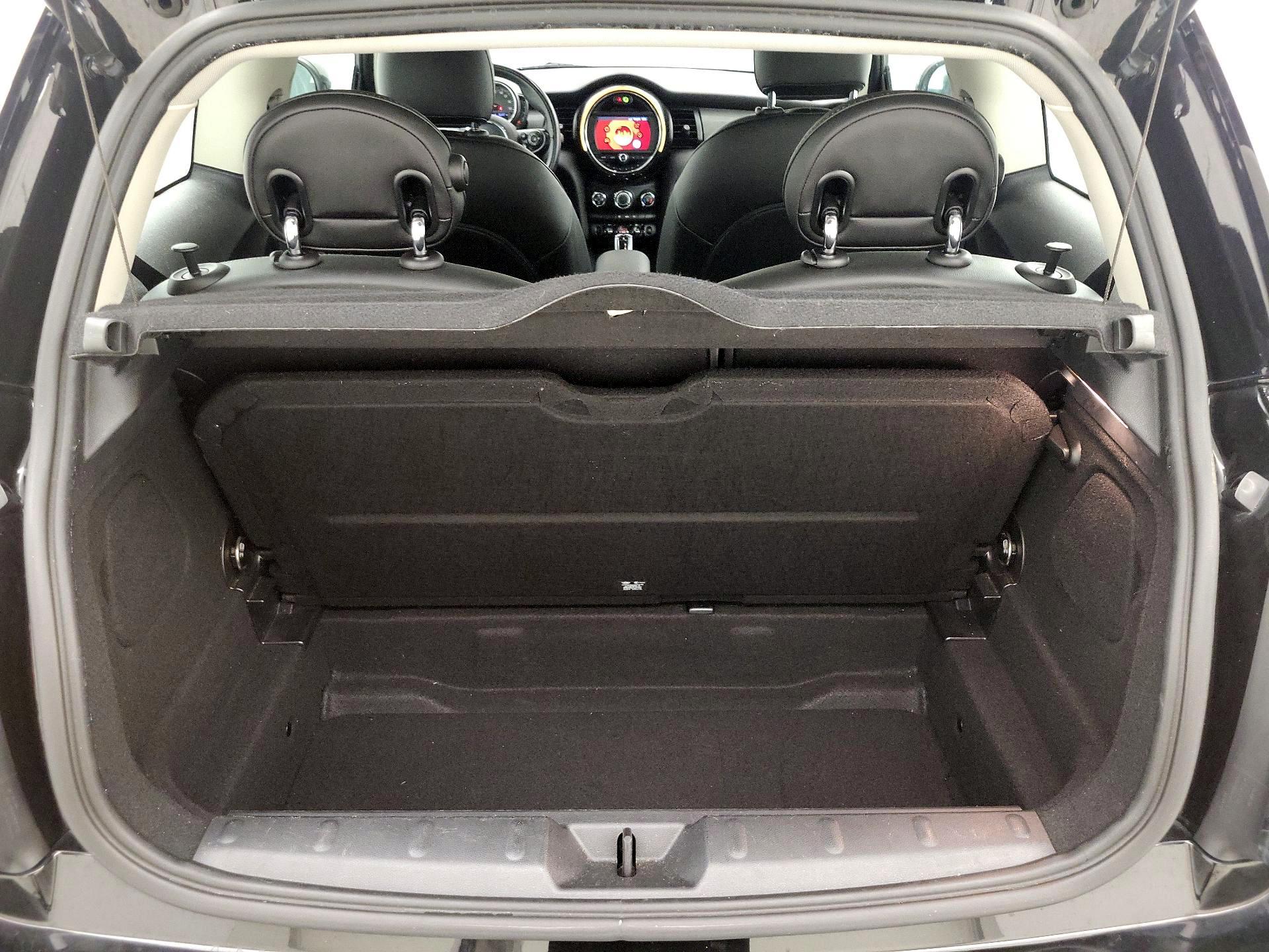 Thumbnail: 2020 MINI Cooper Hardtop - 20