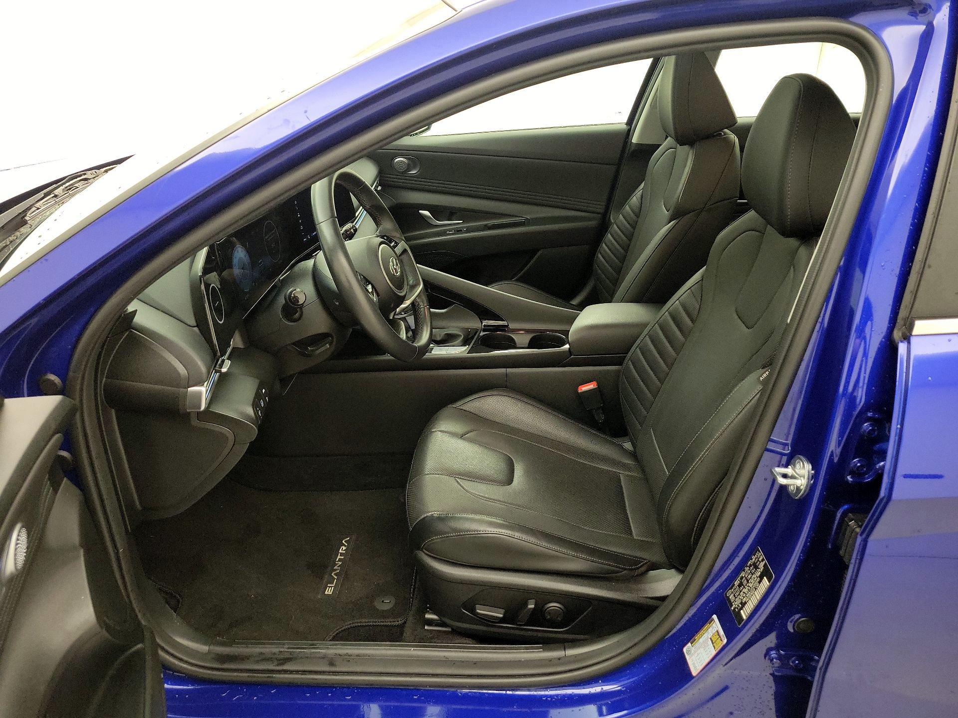 Thumbnail: 2023 Hyundai Elantra - 11