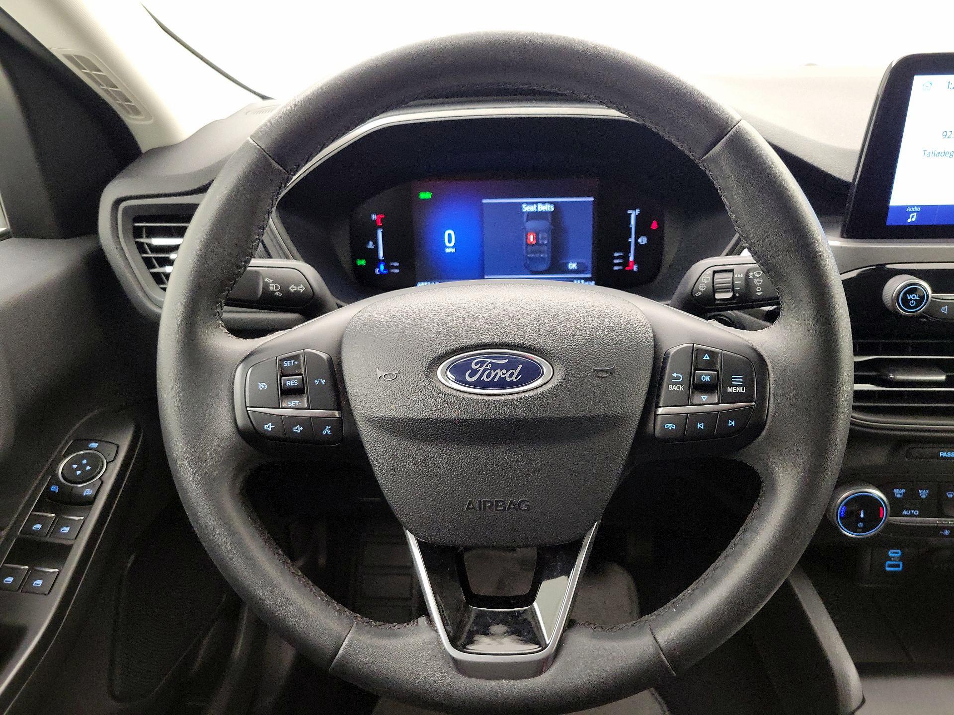 Thumbnail: 2023 Ford Escape - 10