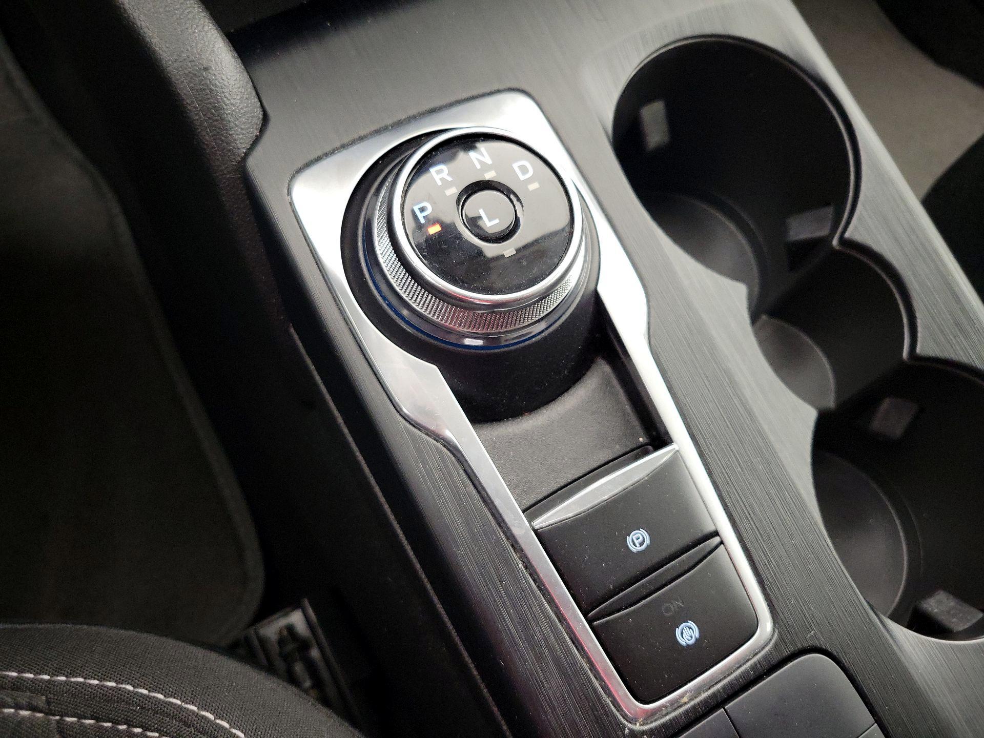 Thumbnail: 2023 Ford Escape - 17