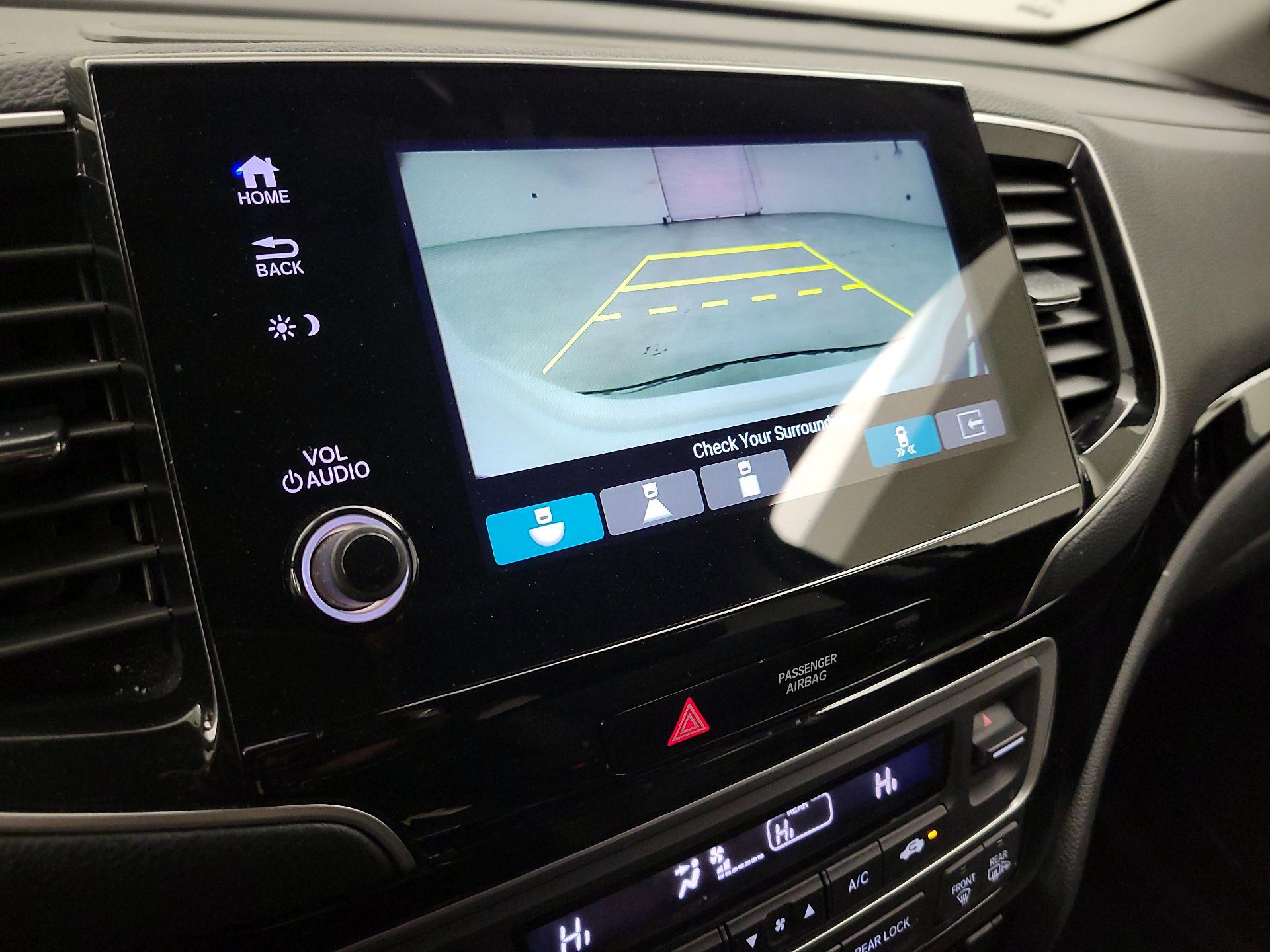 Thumbnail: 2020 Honda Pilot - 14