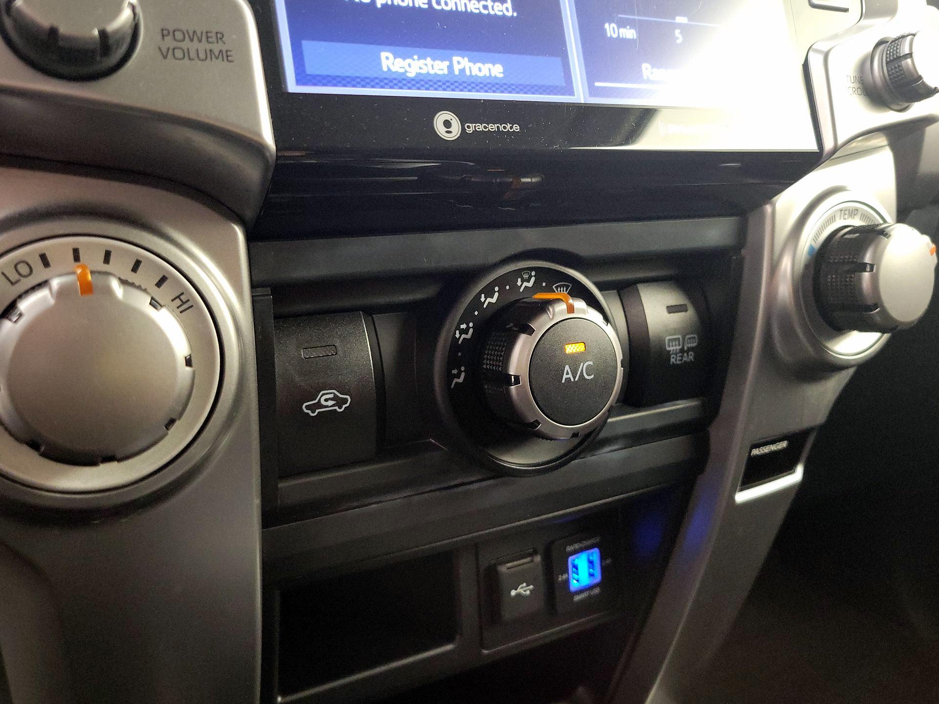 Thumbnail: 2021 Toyota 4Runner - 16