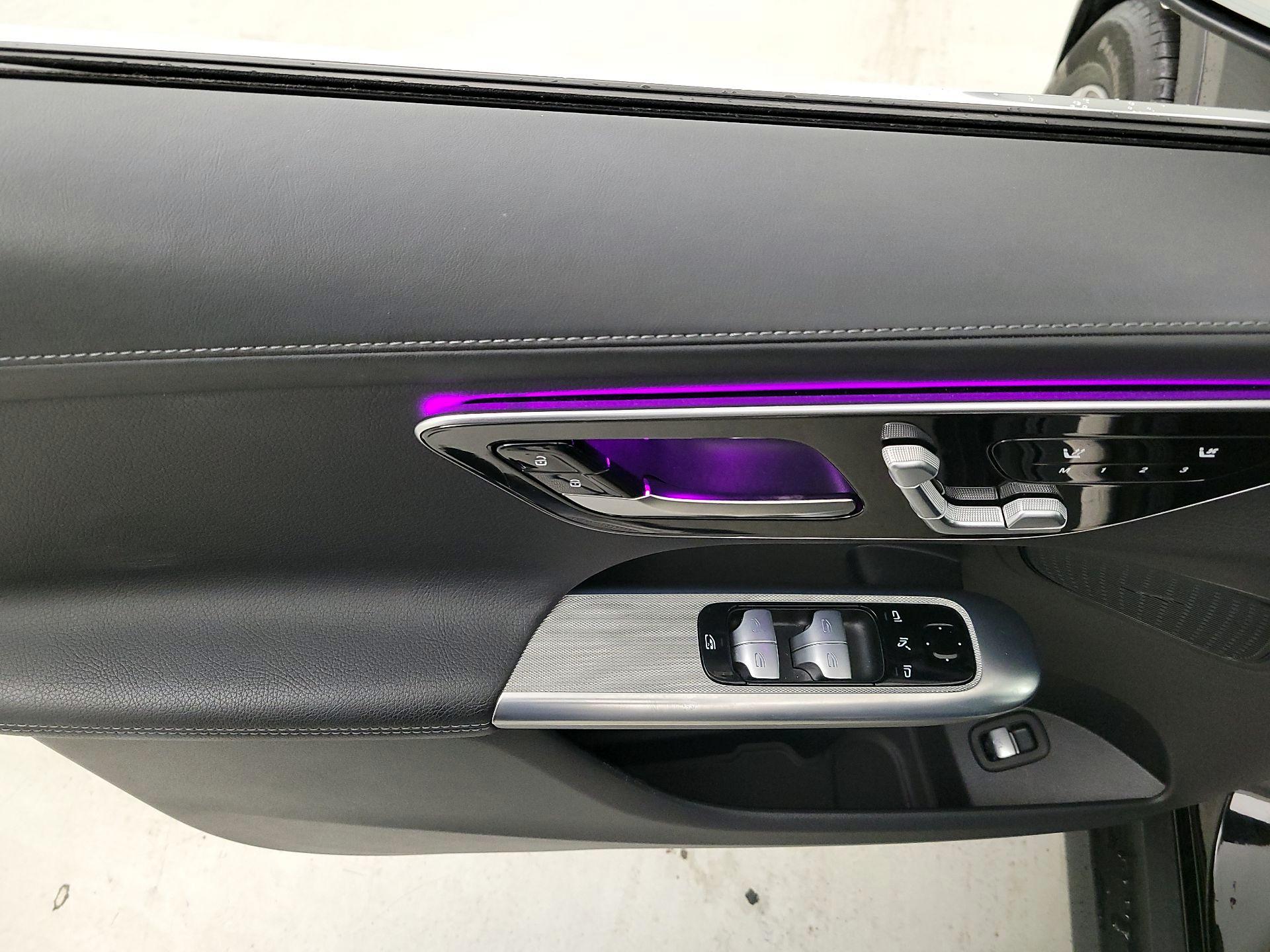 Thumbnail: 2024 Mercedes-Benz GLC - 12