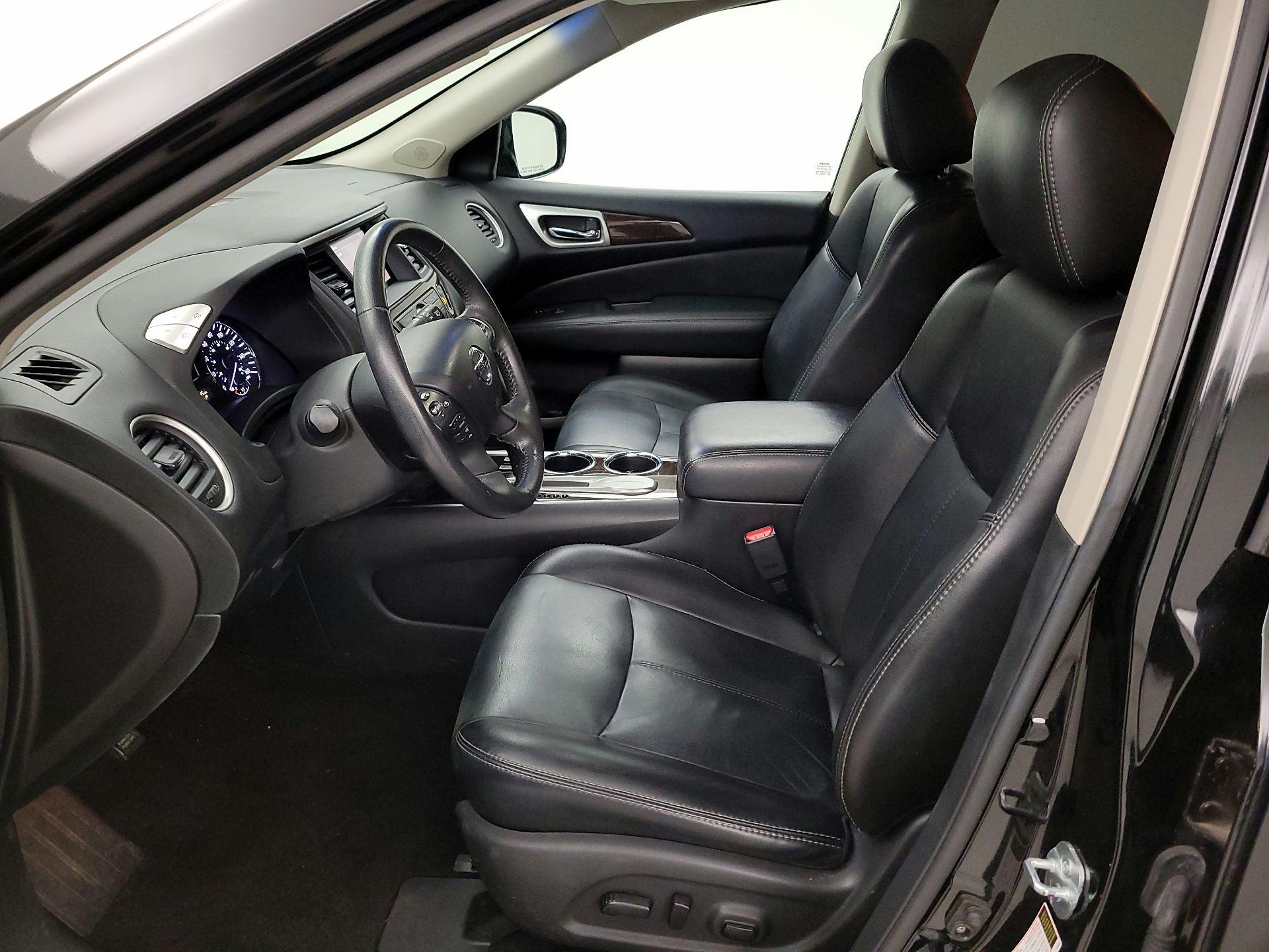 Thumbnail: 2014 Nissan Pathfinder - 11