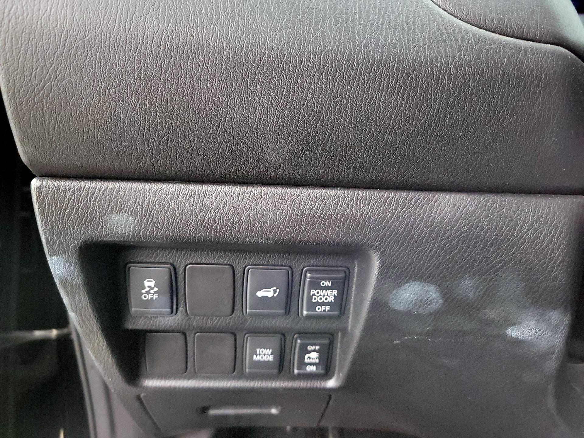 Thumbnail: 2014 Nissan Pathfinder - 13