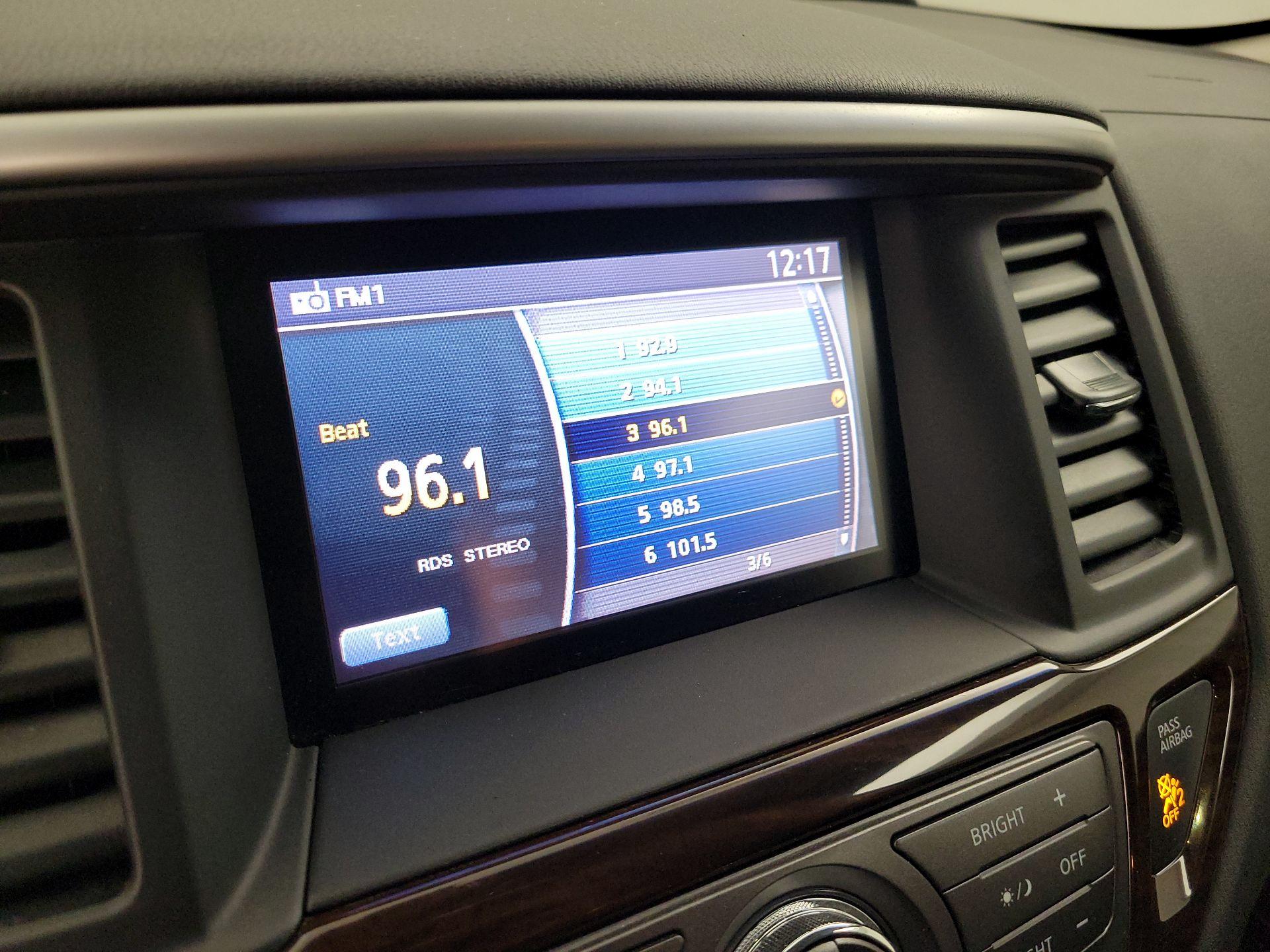 Thumbnail: 2014 Nissan Pathfinder - 15