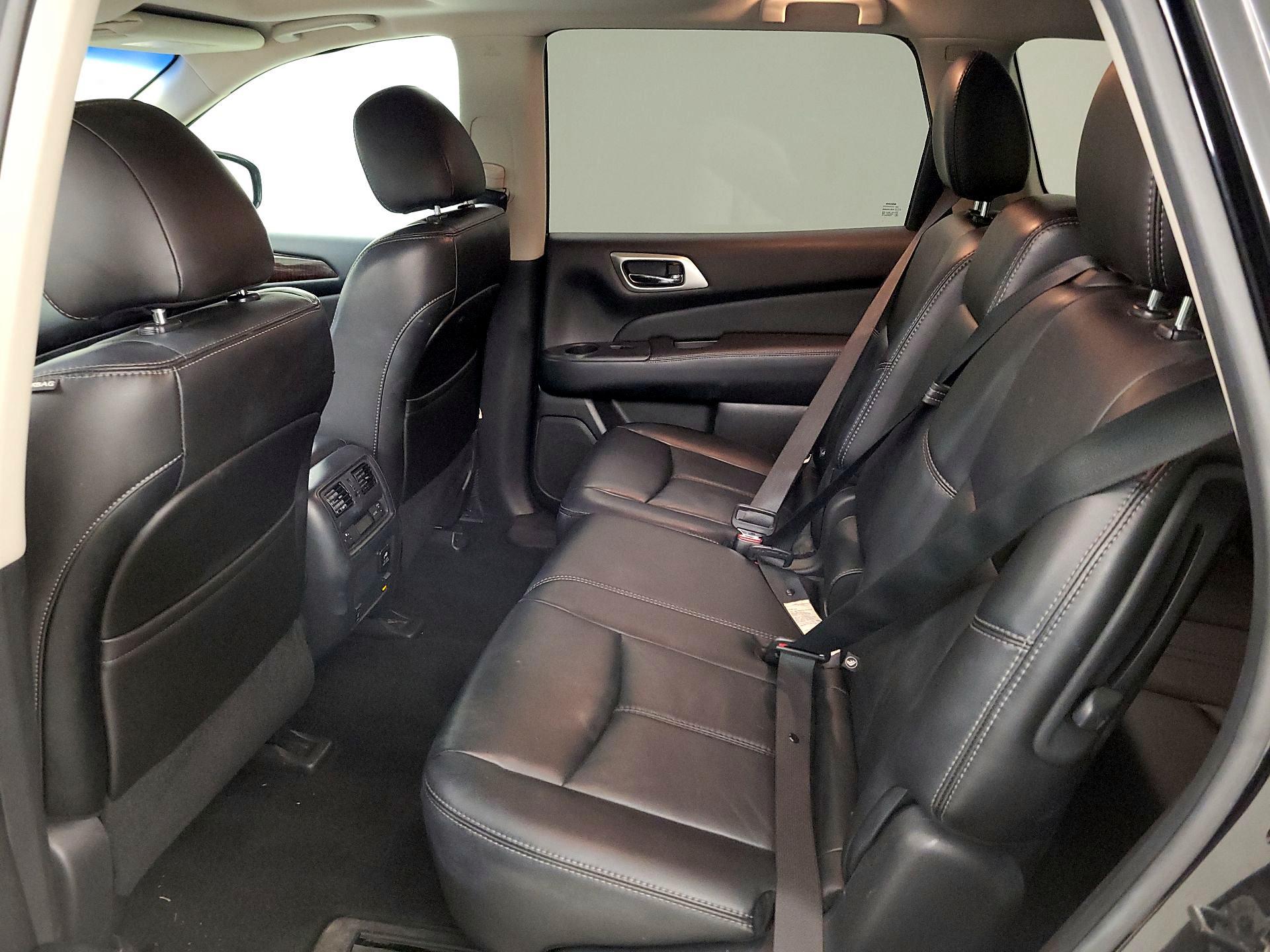 Thumbnail: 2014 Nissan Pathfinder - 20