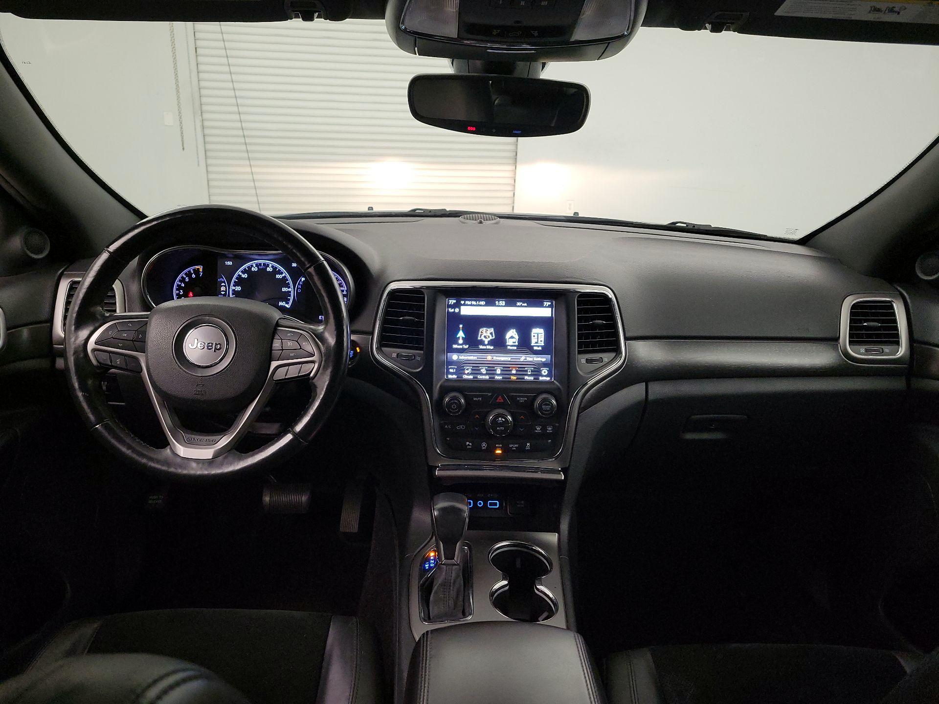 Thumbnail: 2018 Jeep Grand Cherokee - 9