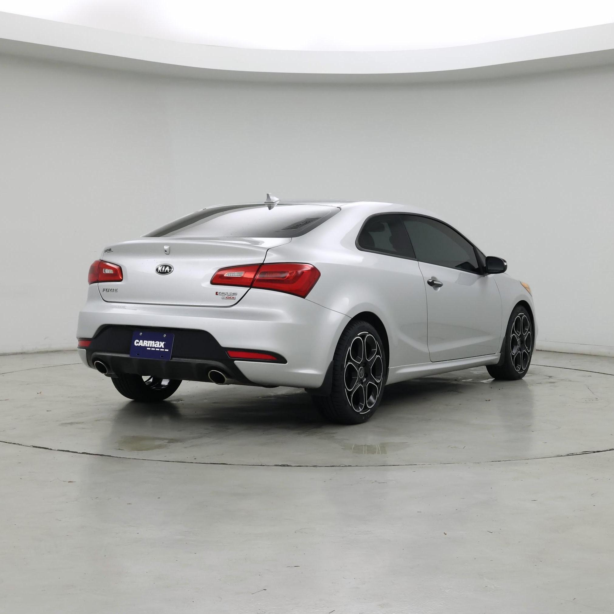 Thumbnail: 2016 Kia Forte - 8